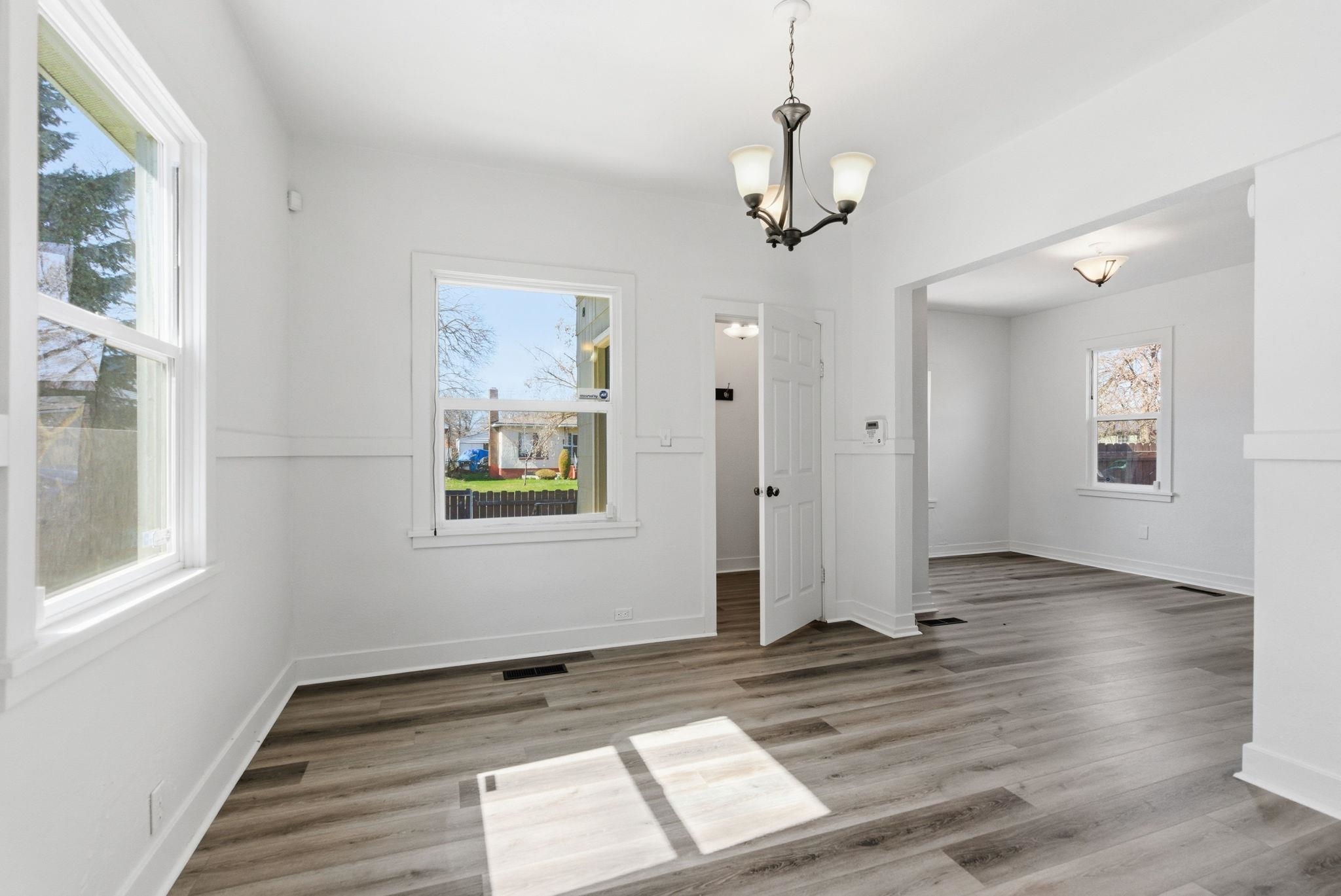 2226 N Morton St - Photo 4