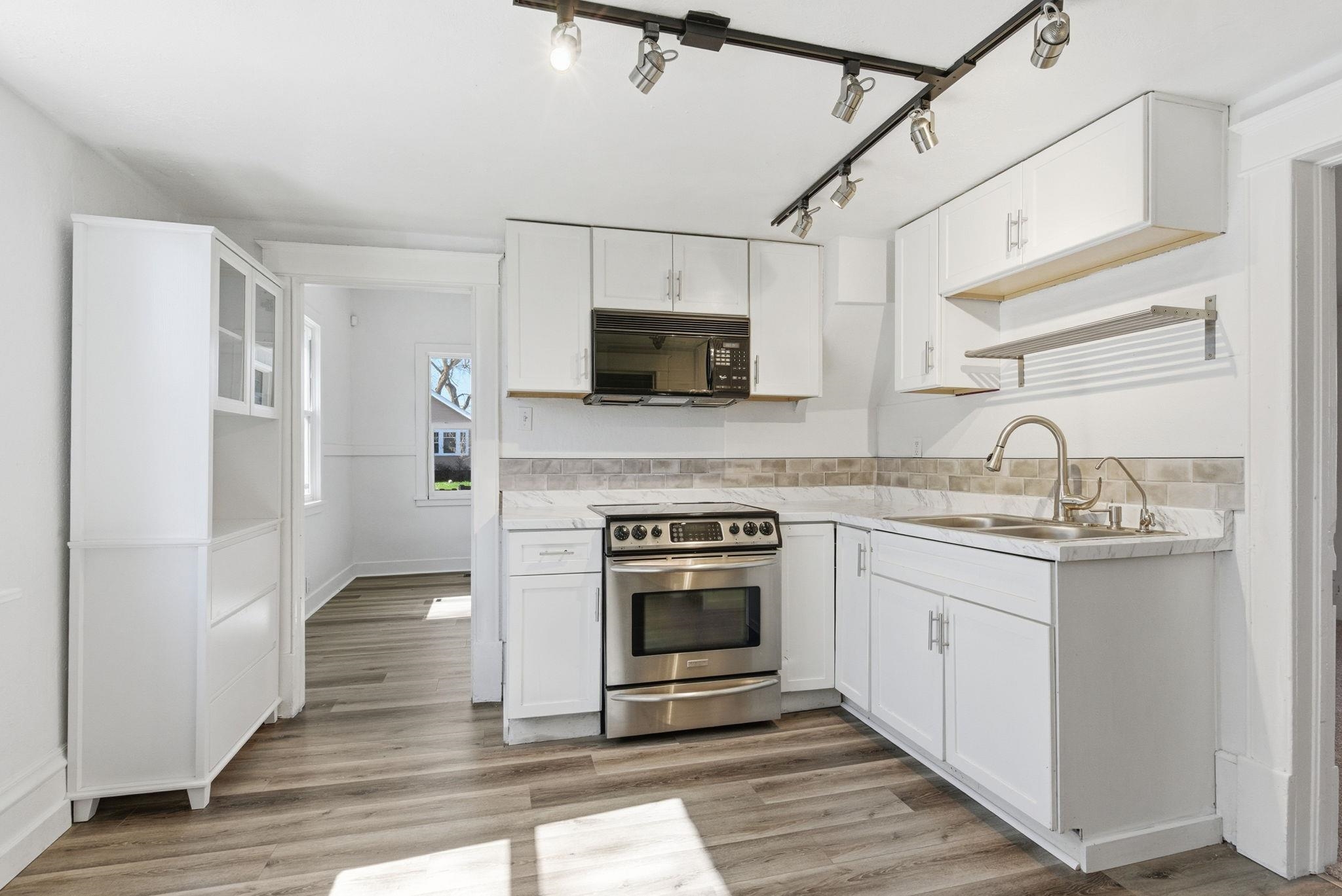 2226 N Morton St - Photo 6