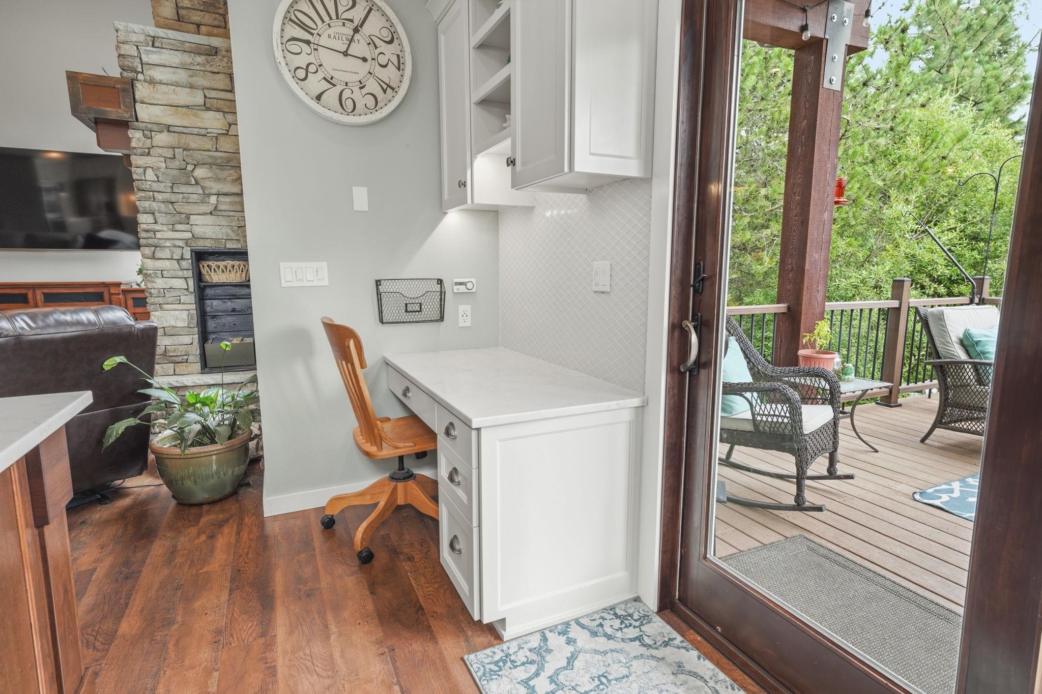 906 Ashenfelter Bay Rd - Photo 18