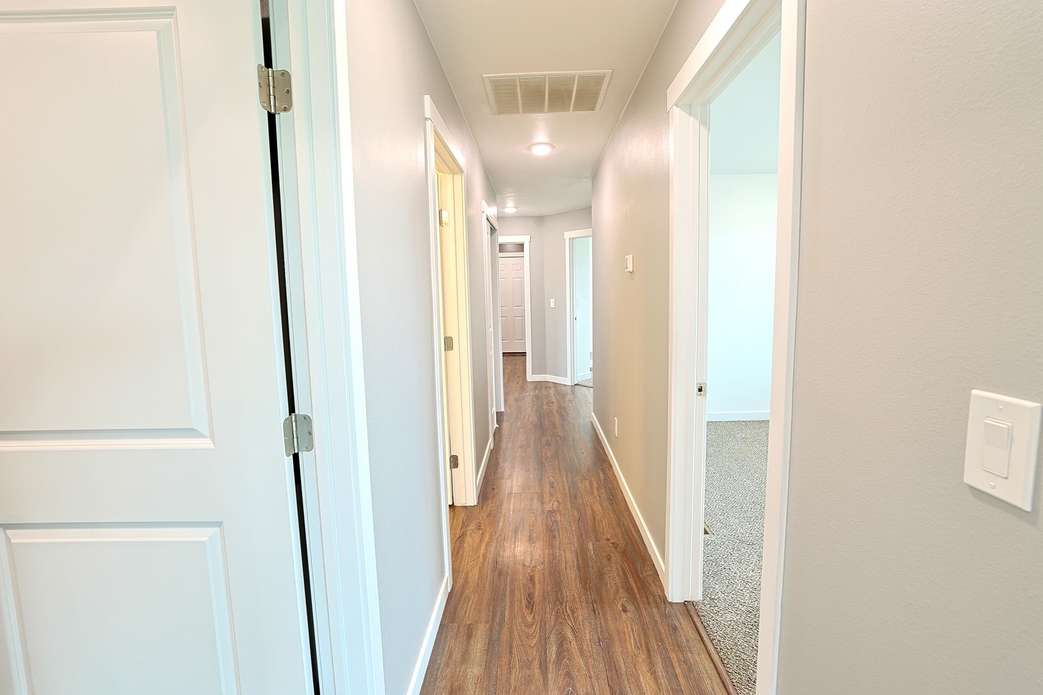 12213 S Stangland Rd - Photo 16