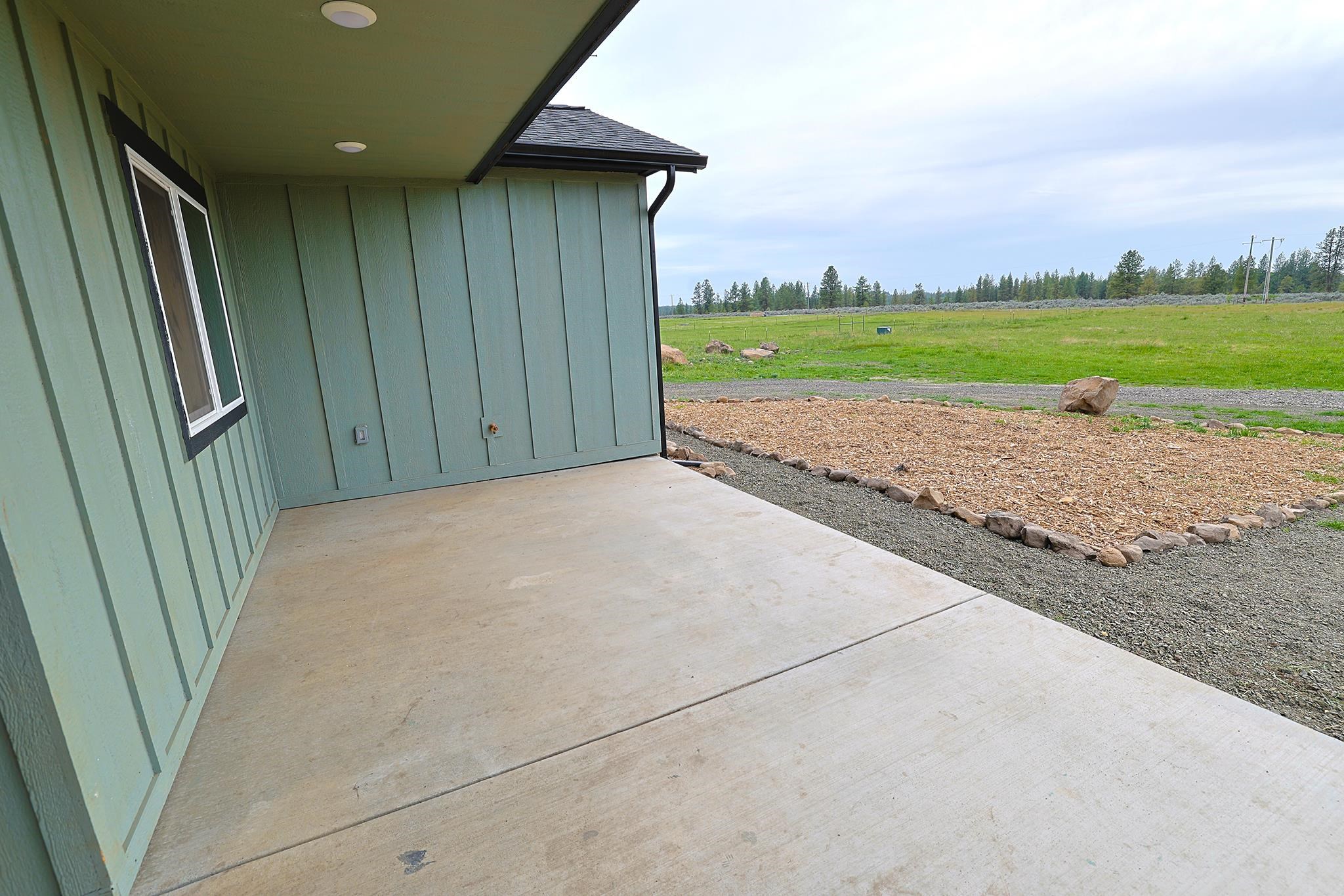 12213 S Stangland Rd - Photo 37
