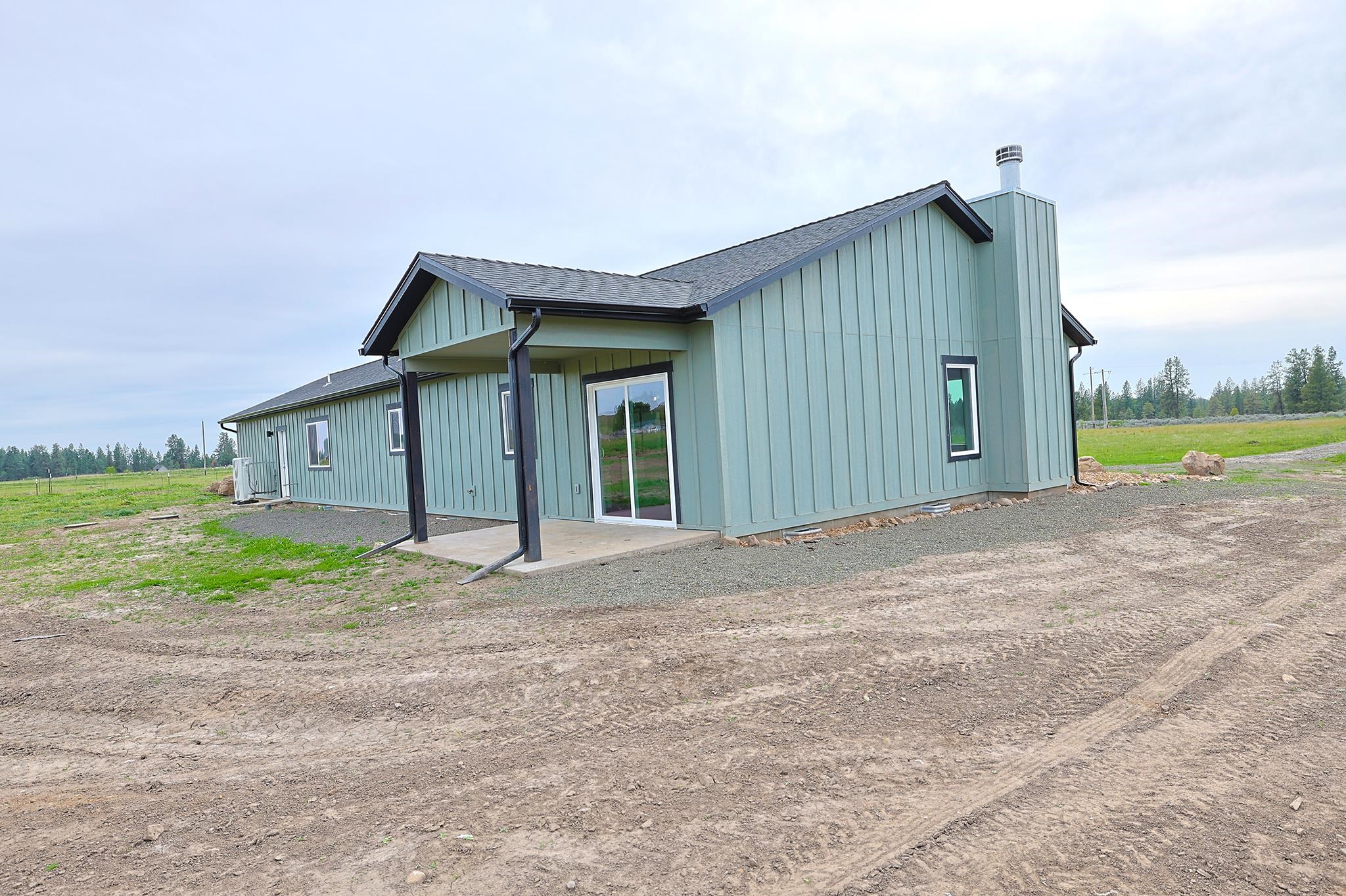 12213 S Stangland Rd - Photo 39