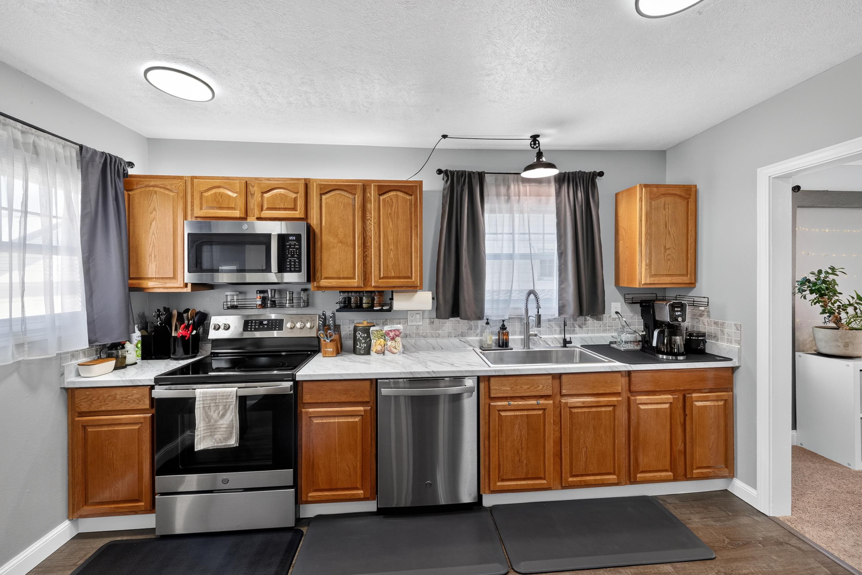 2507 E Mission Ave - Photo 14