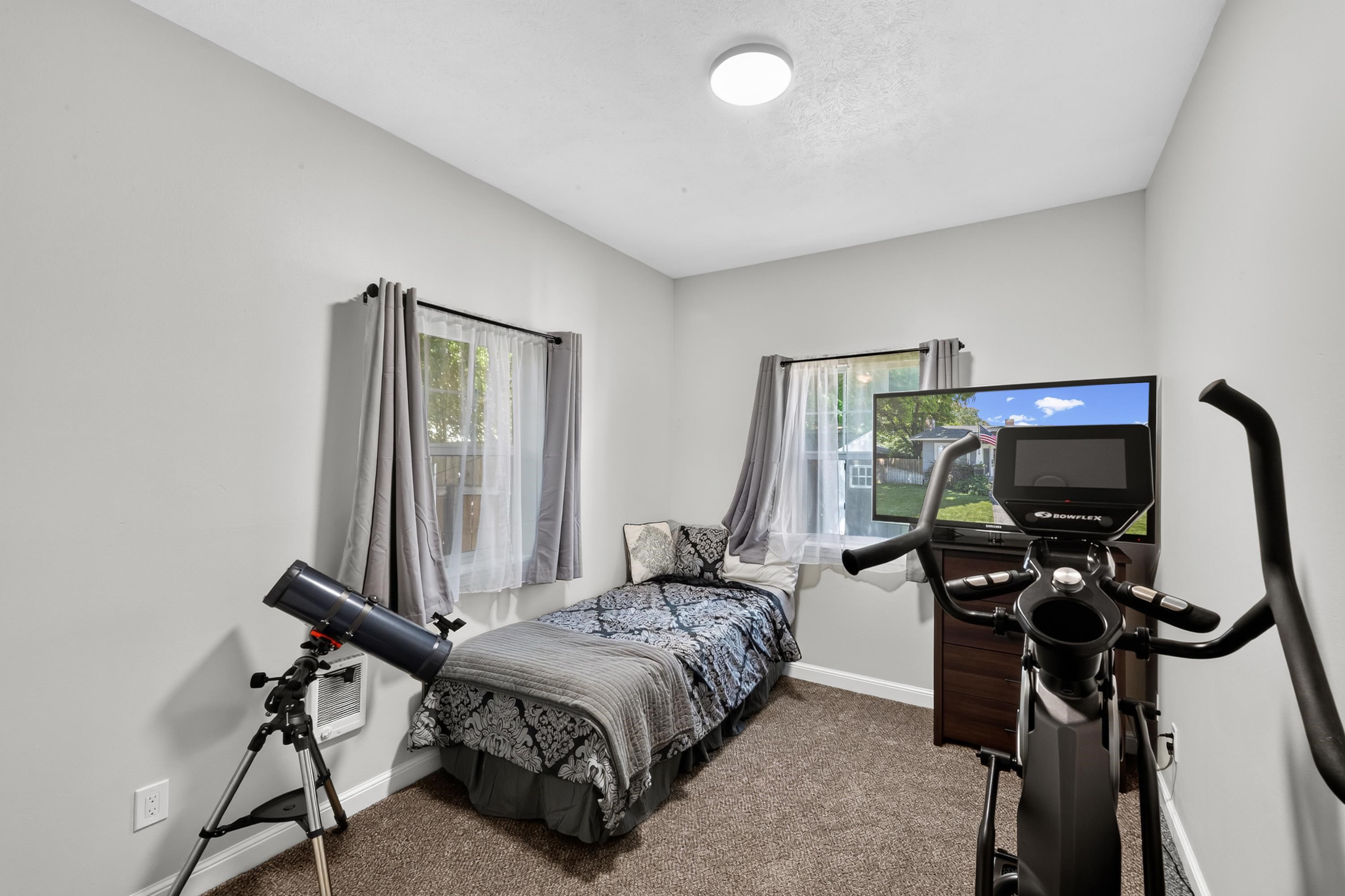 2507 E Mission Ave - Photo 21