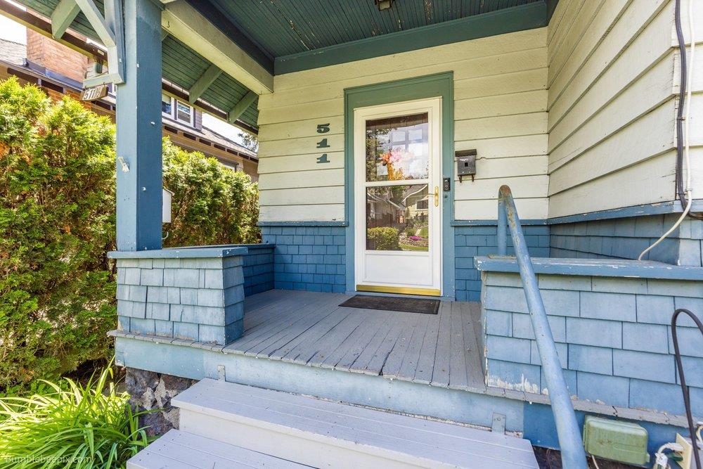 511 W 14TH Ave - Photo 2