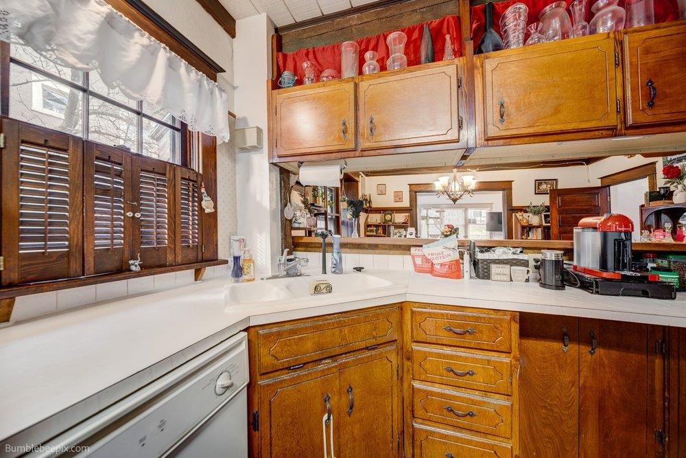 511 W 14TH Ave - Photo 19