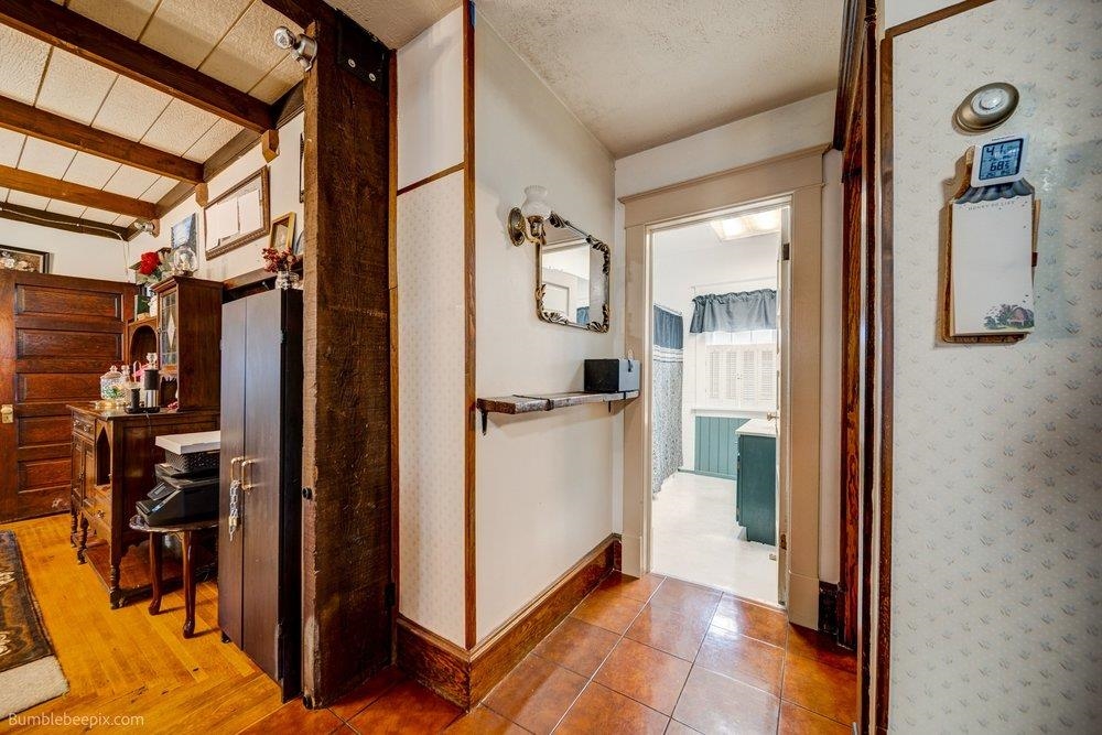 511 W 14TH Ave - Photo 22