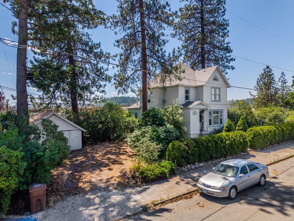 2217 W 5TH Ave - Photo 2