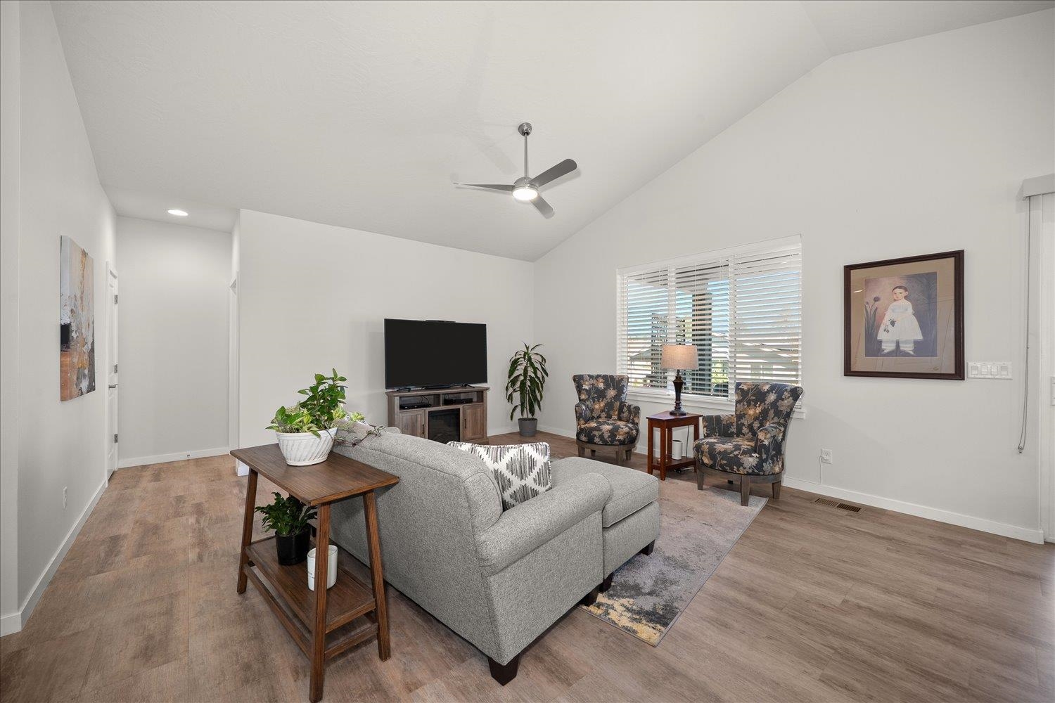 22903 E Wellington Pkwy - Photo 10