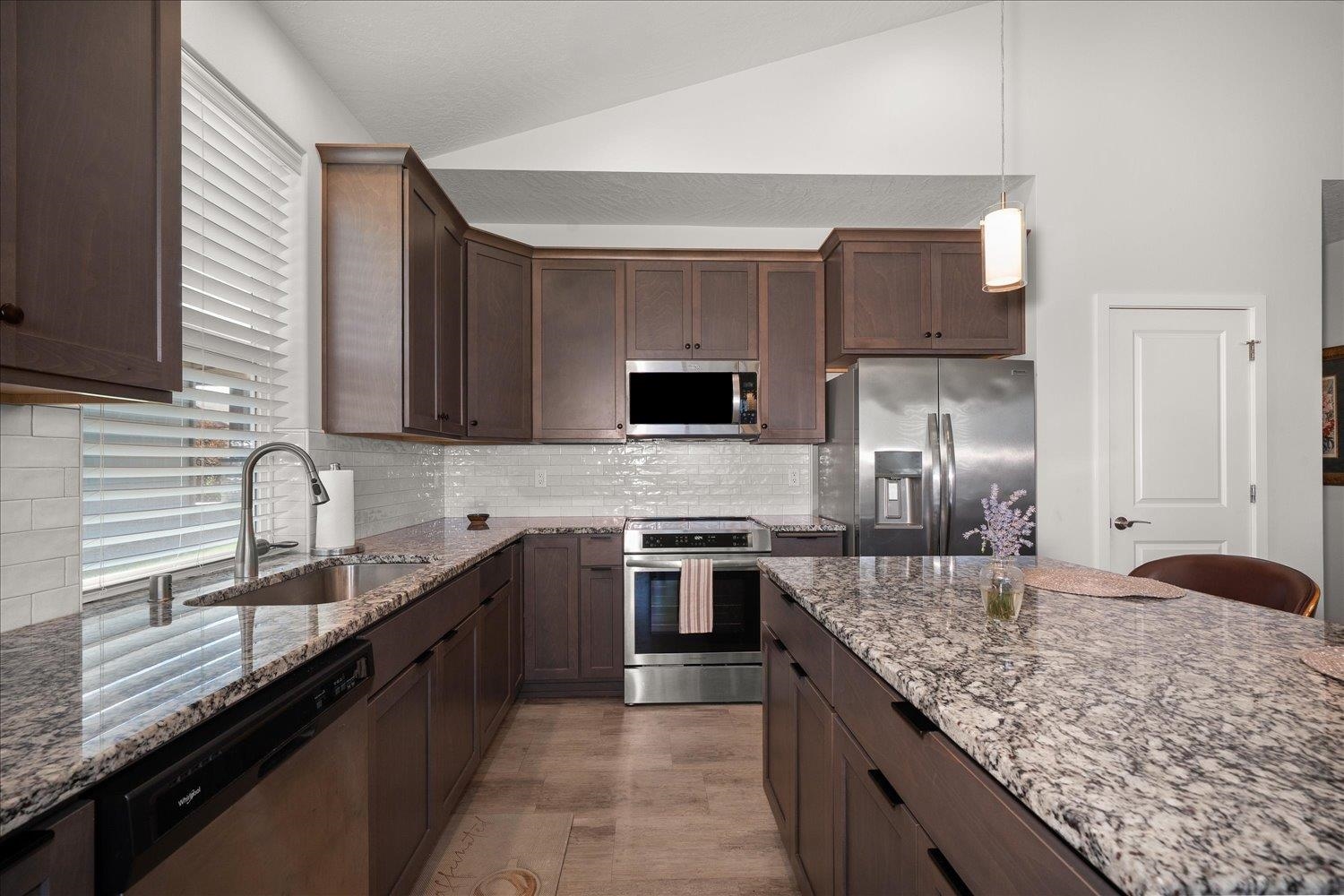 22903 E Wellington Pkwy - Photo 14