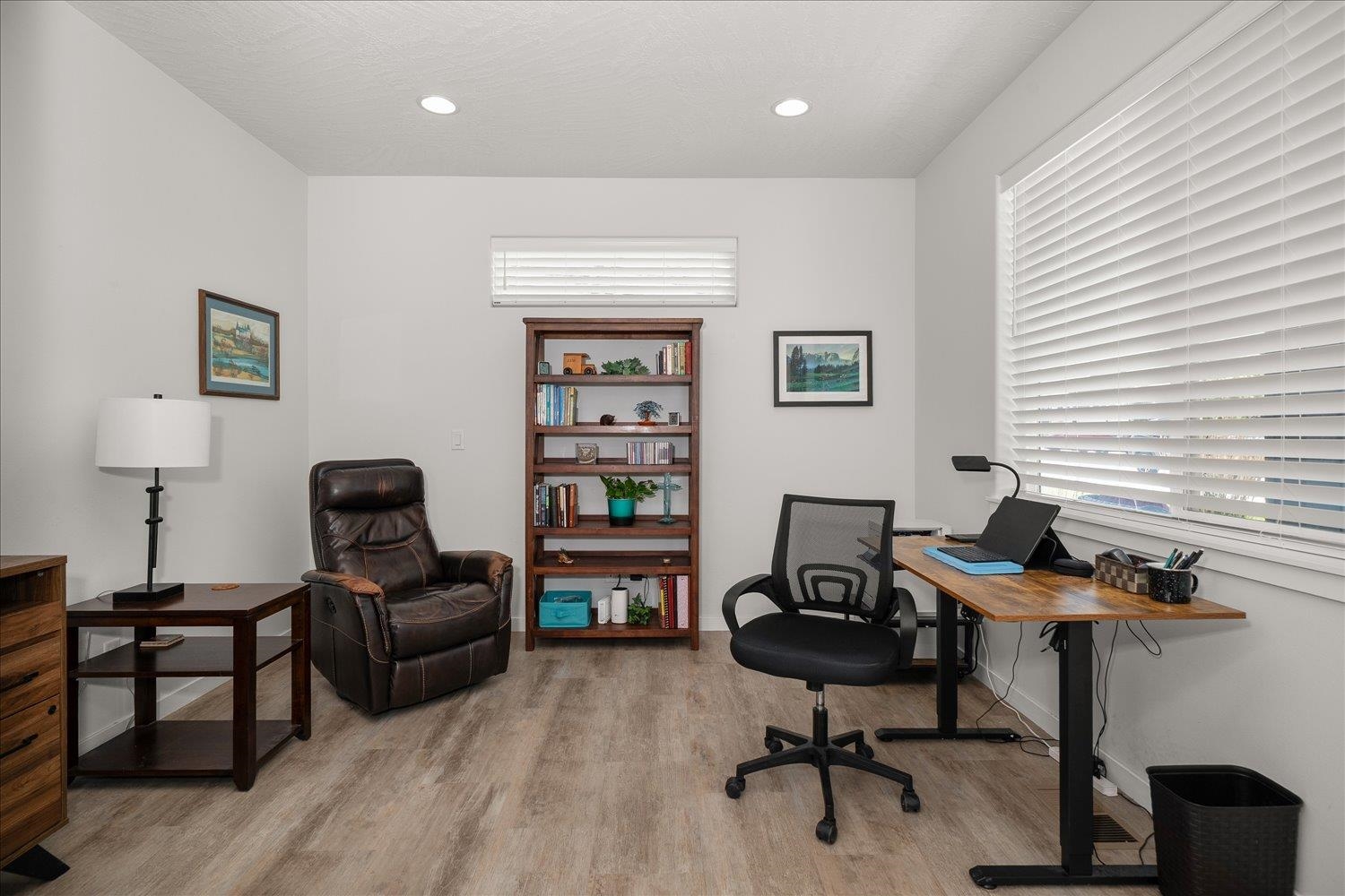 22903 E Wellington Pkwy - Photo 25