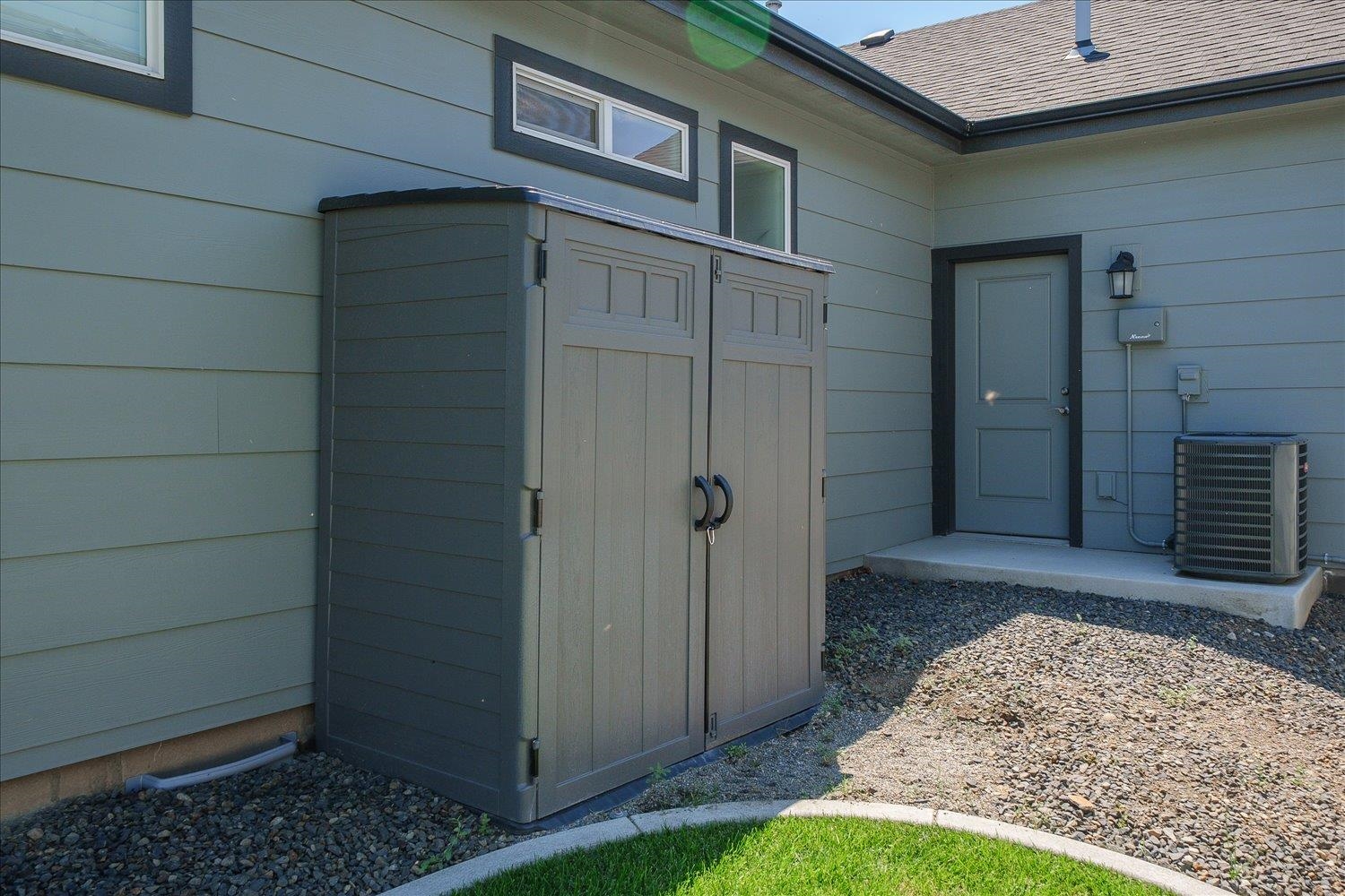 22903 E Wellington Pkwy - Photo 34