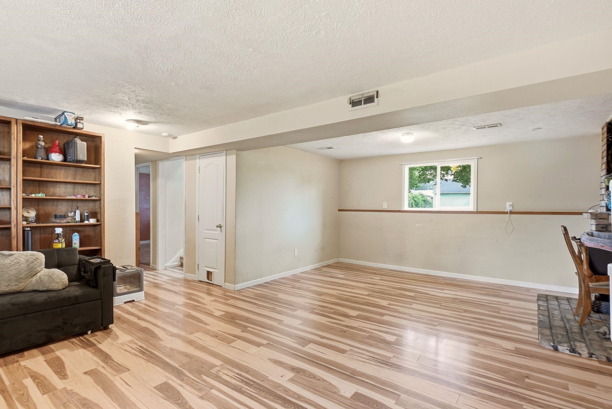 3023 E Ermina Ave - Photo 17