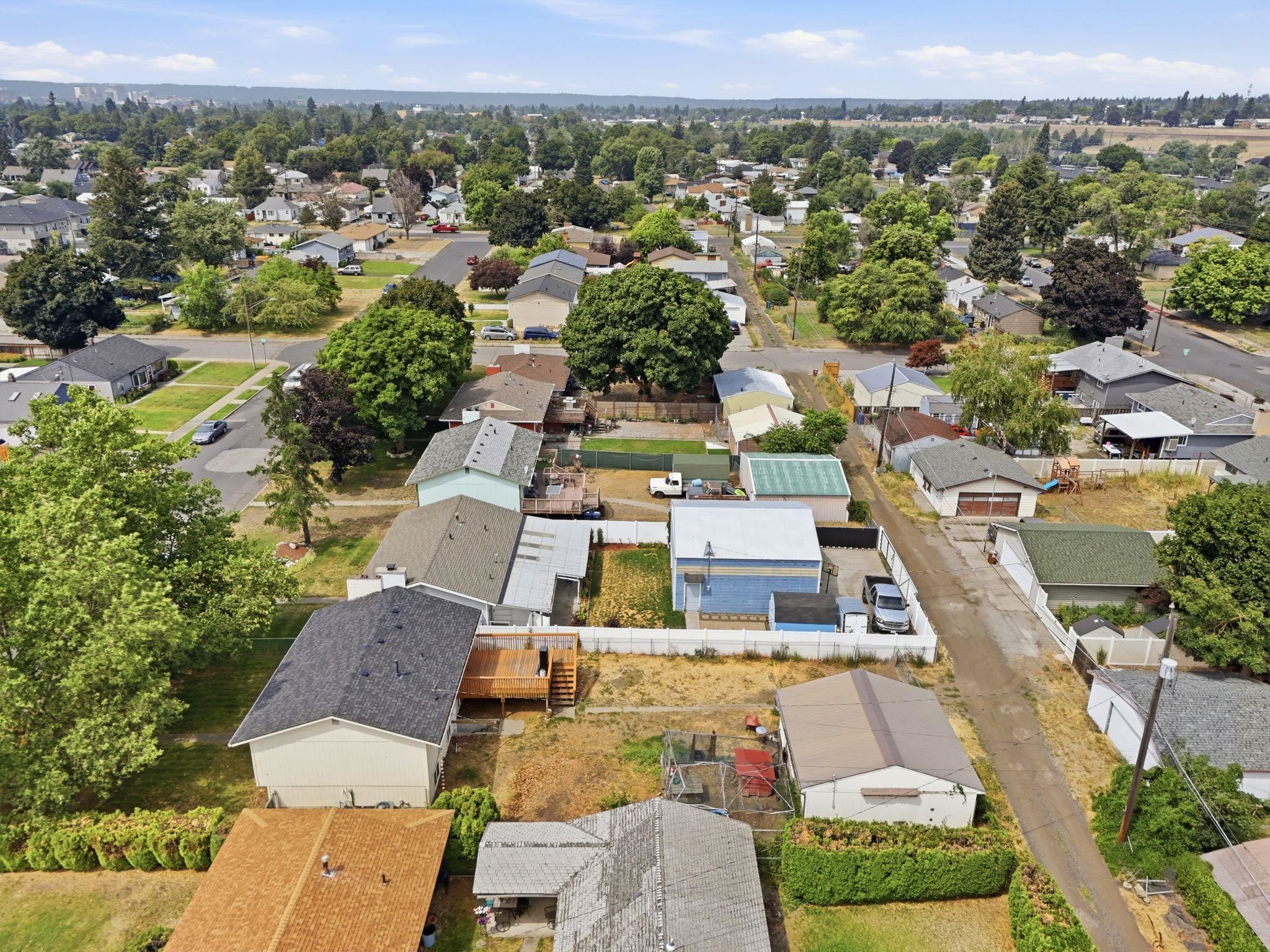 3023 E Ermina Ave - Photo 33