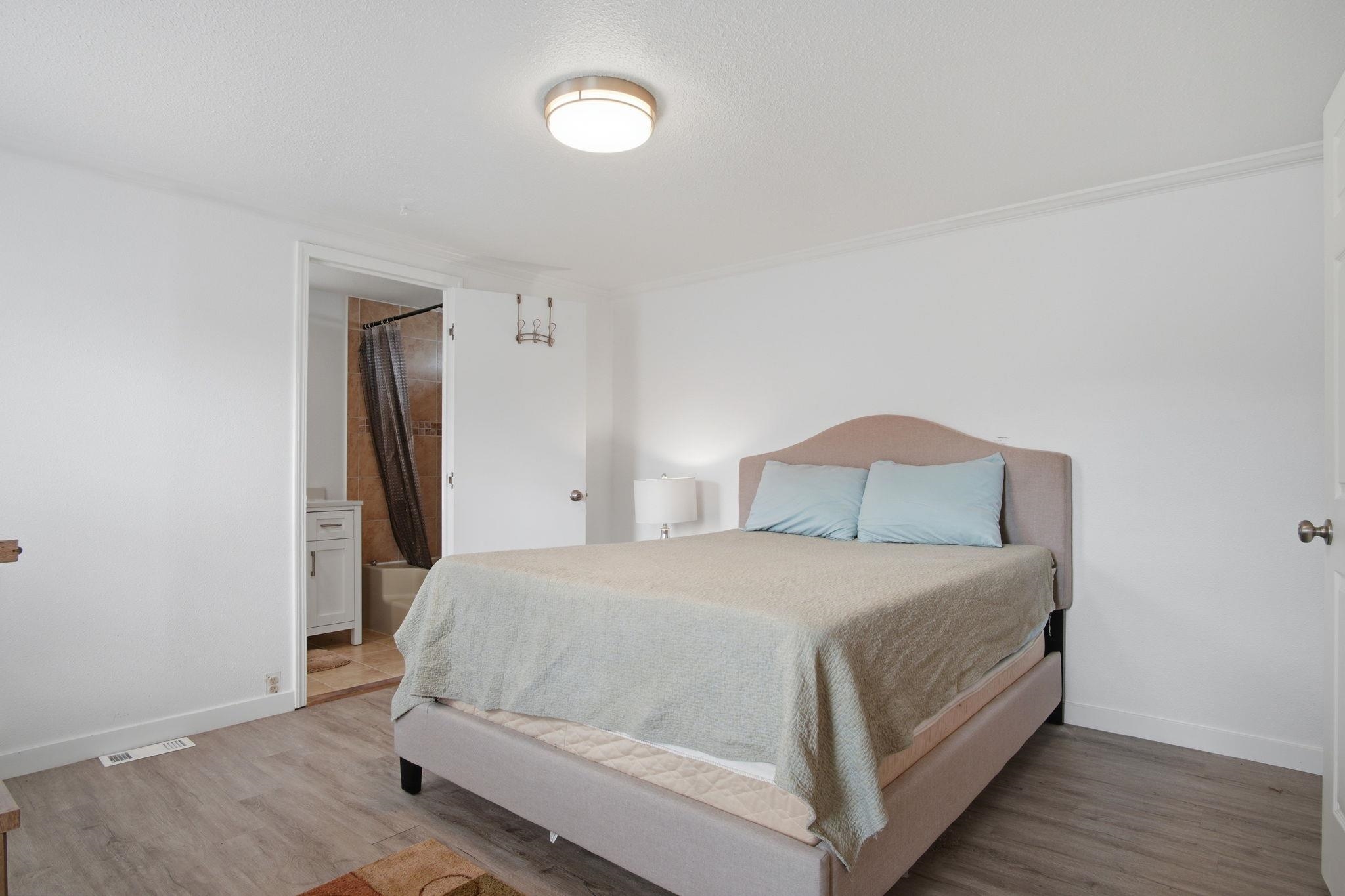 2201 N Craig Rd - Photo 8