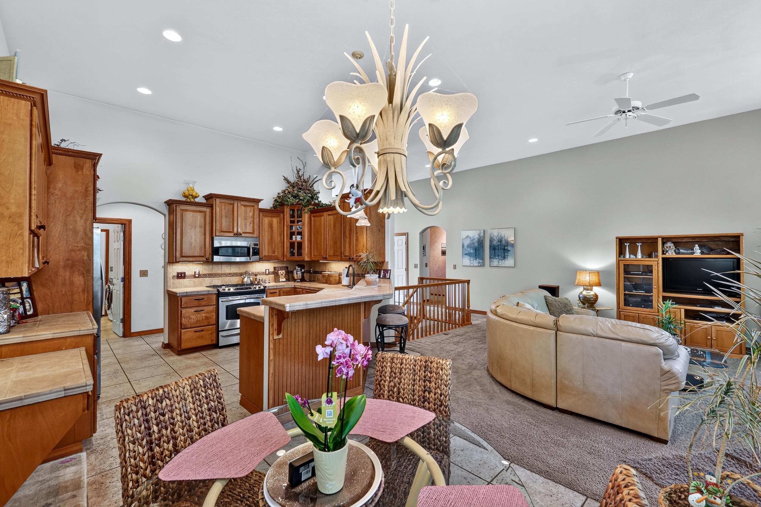 813 E Golden Rd - Photo 15