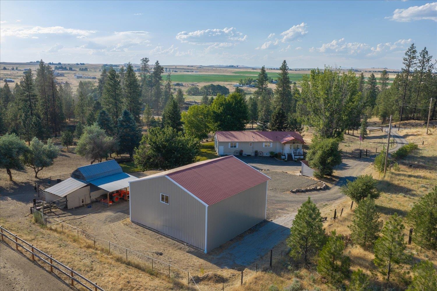 22309 W MCFARLANE Rd - Photo 3