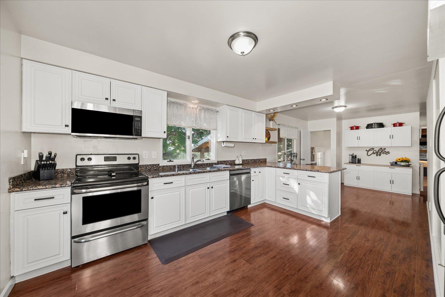 22309 W MCFARLANE Rd - Photo 11