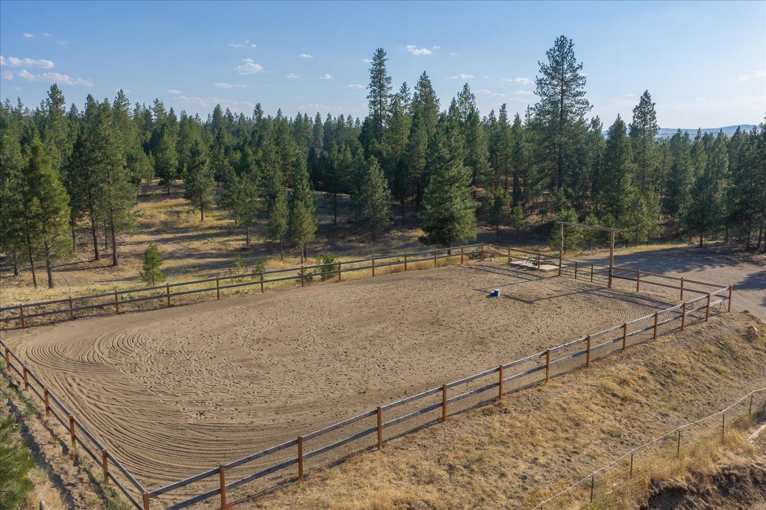 22309 W MCFARLANE Rd - Photo 41