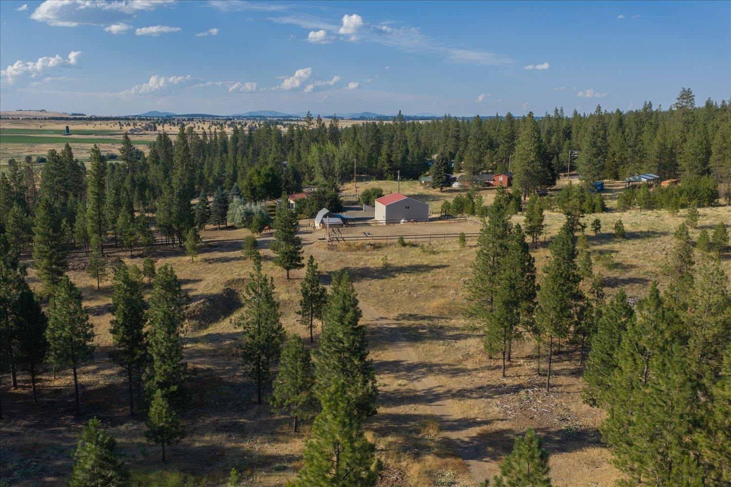 22309 W MCFARLANE Rd - Photo 46