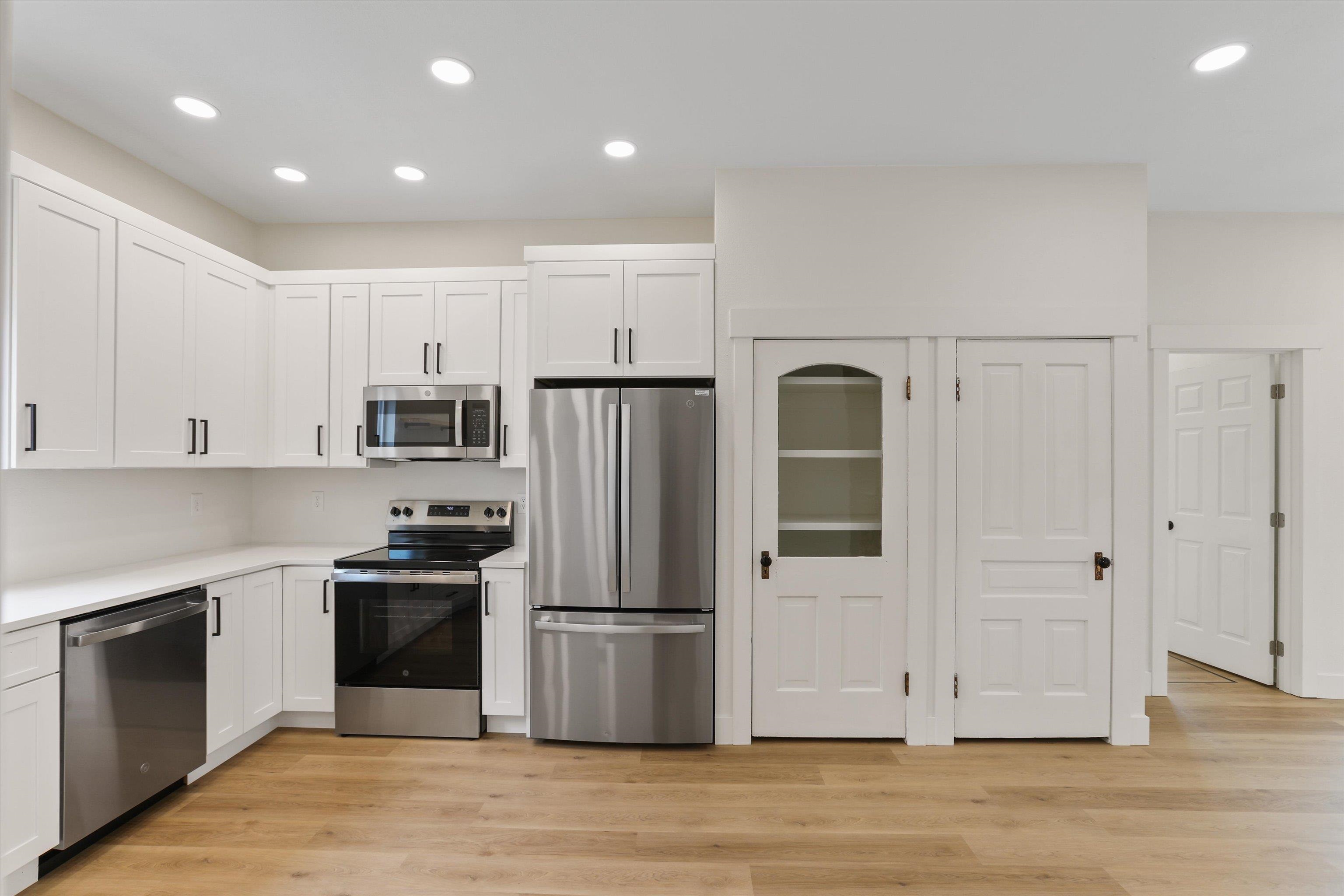 2801 E Diamond Ave - Photo 9