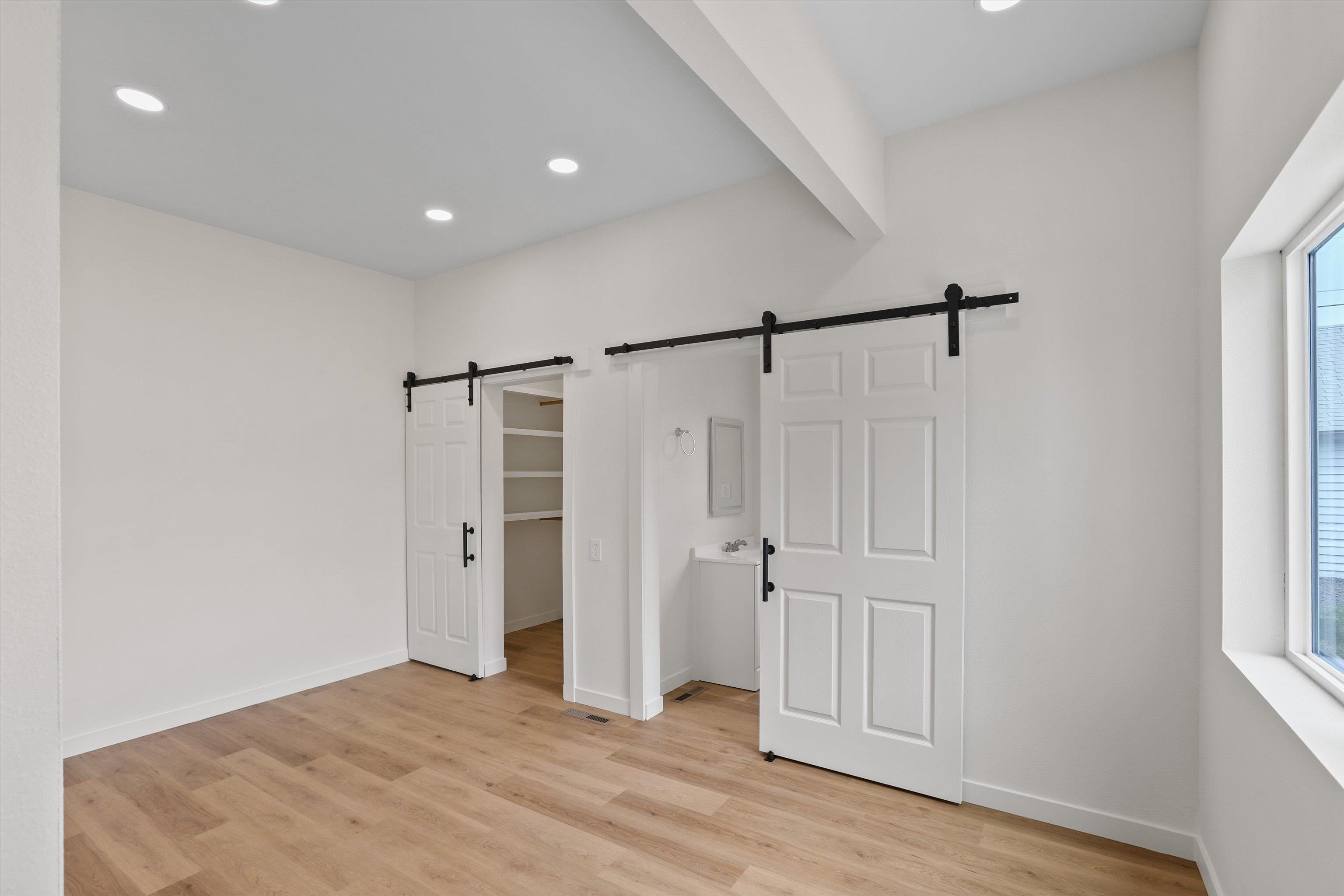 2801 E Diamond Ave - Photo 11