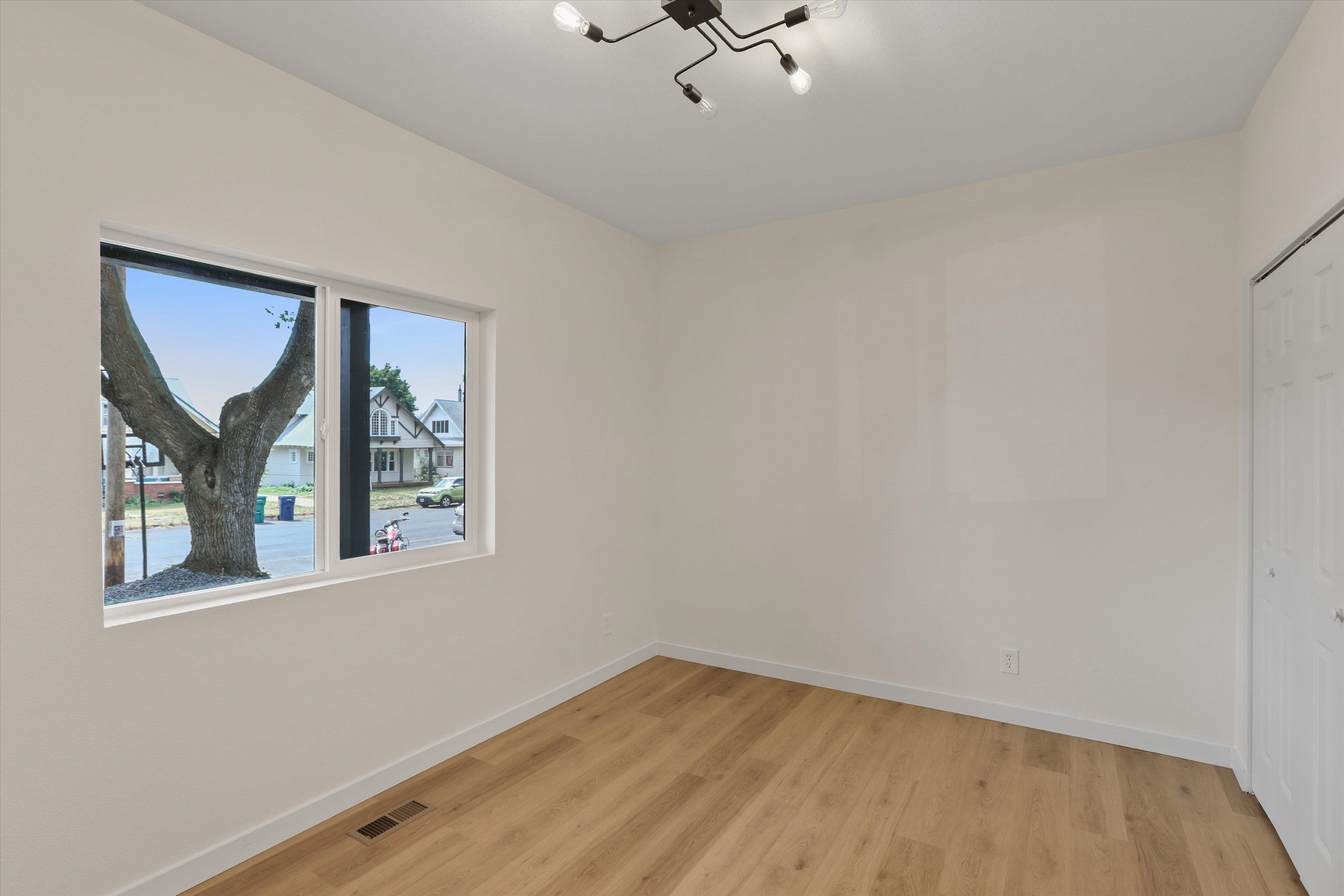 2801 E Diamond Ave - Photo 12