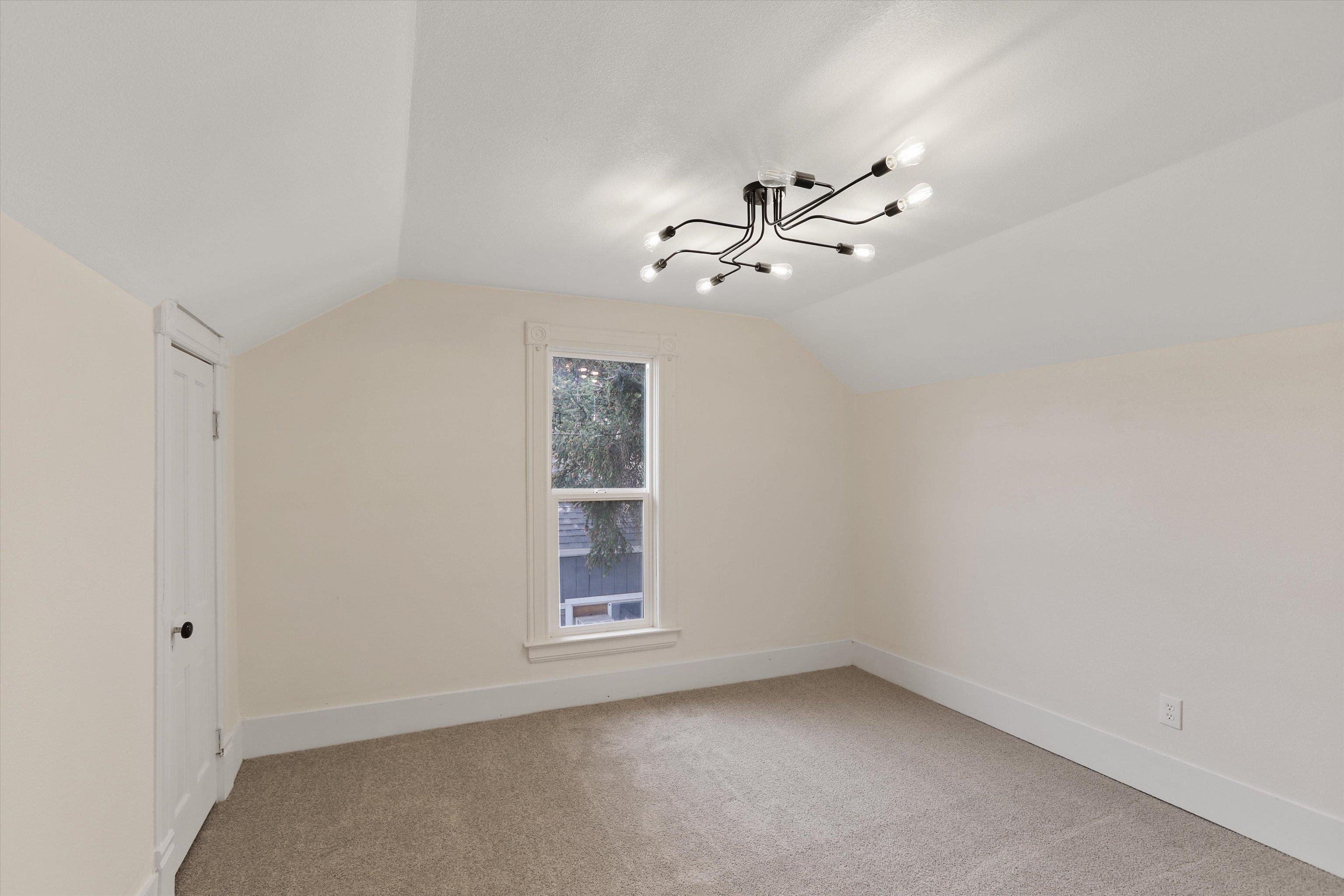2801 E Diamond Ave - Photo 13