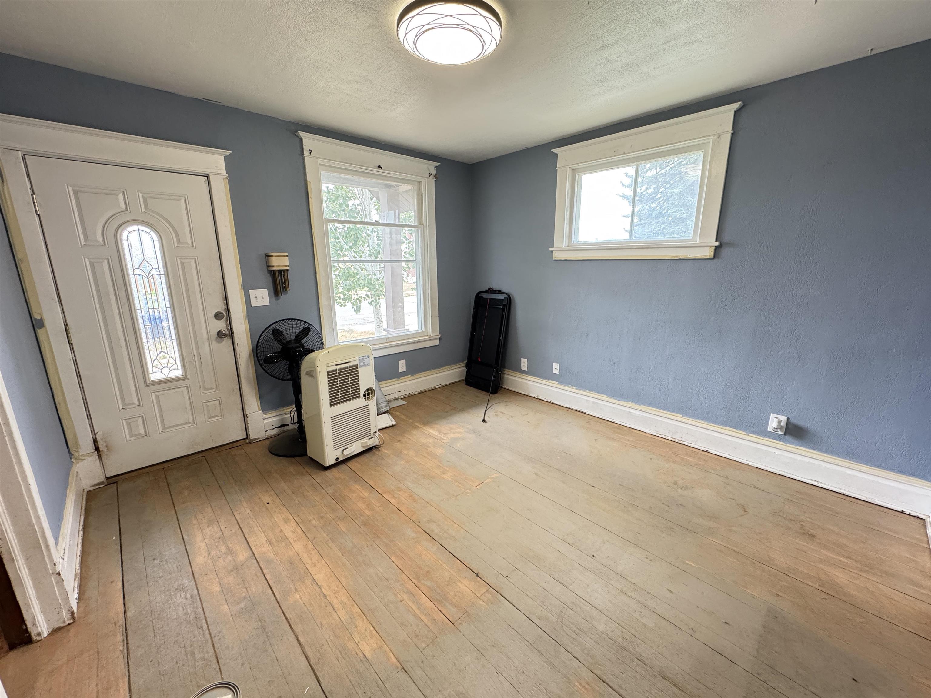 327 E Gordon Ave - Photo 5