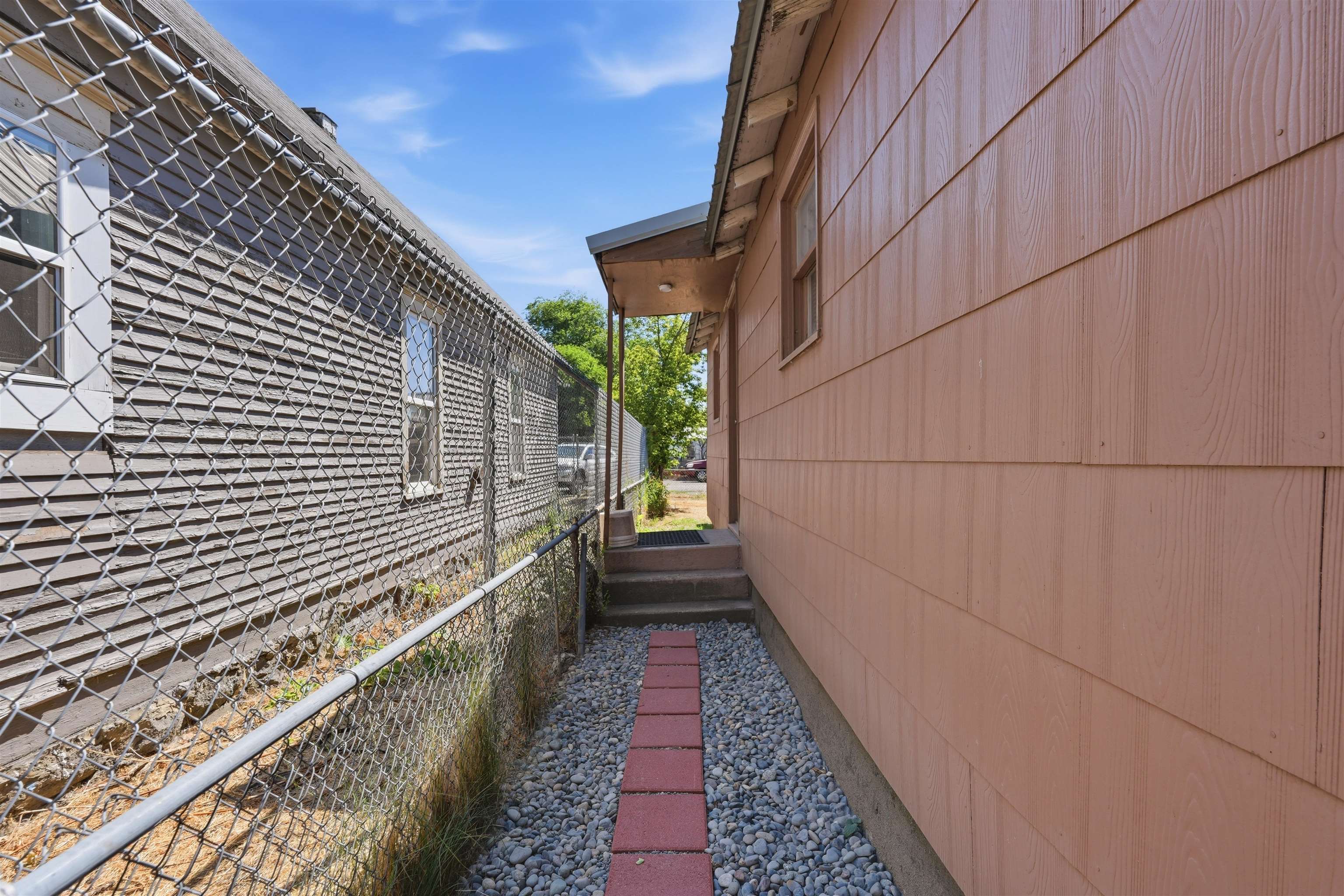 705 N Altamont St - Photo 32