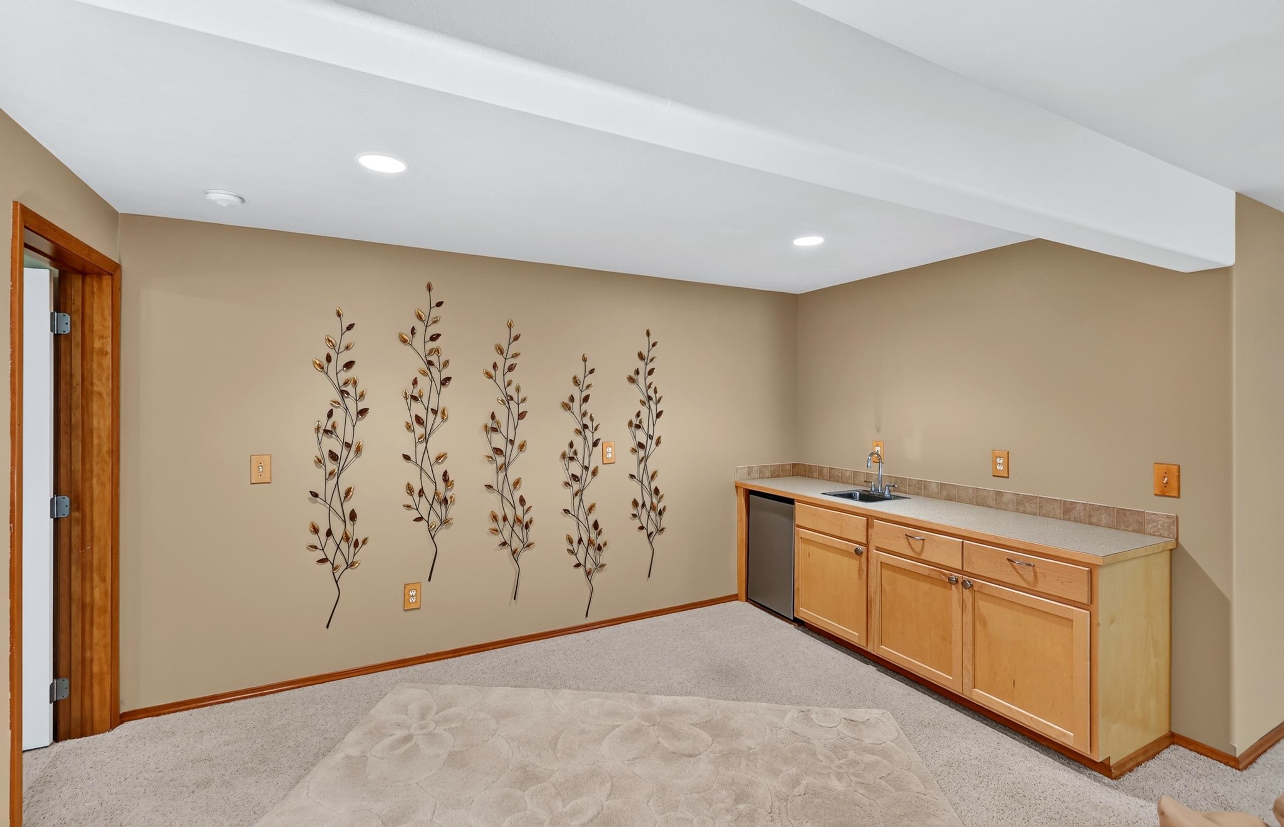 813 E Golden Rd - Photo 31