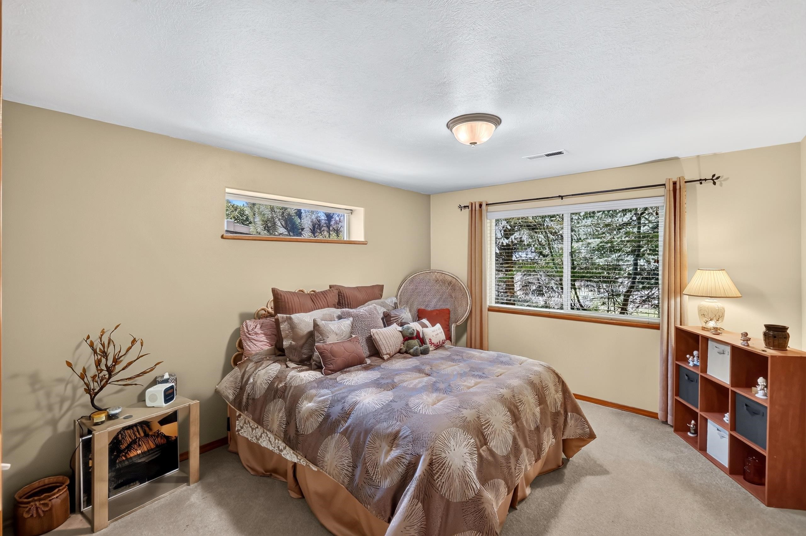 813 E Golden Rd - Photo 32