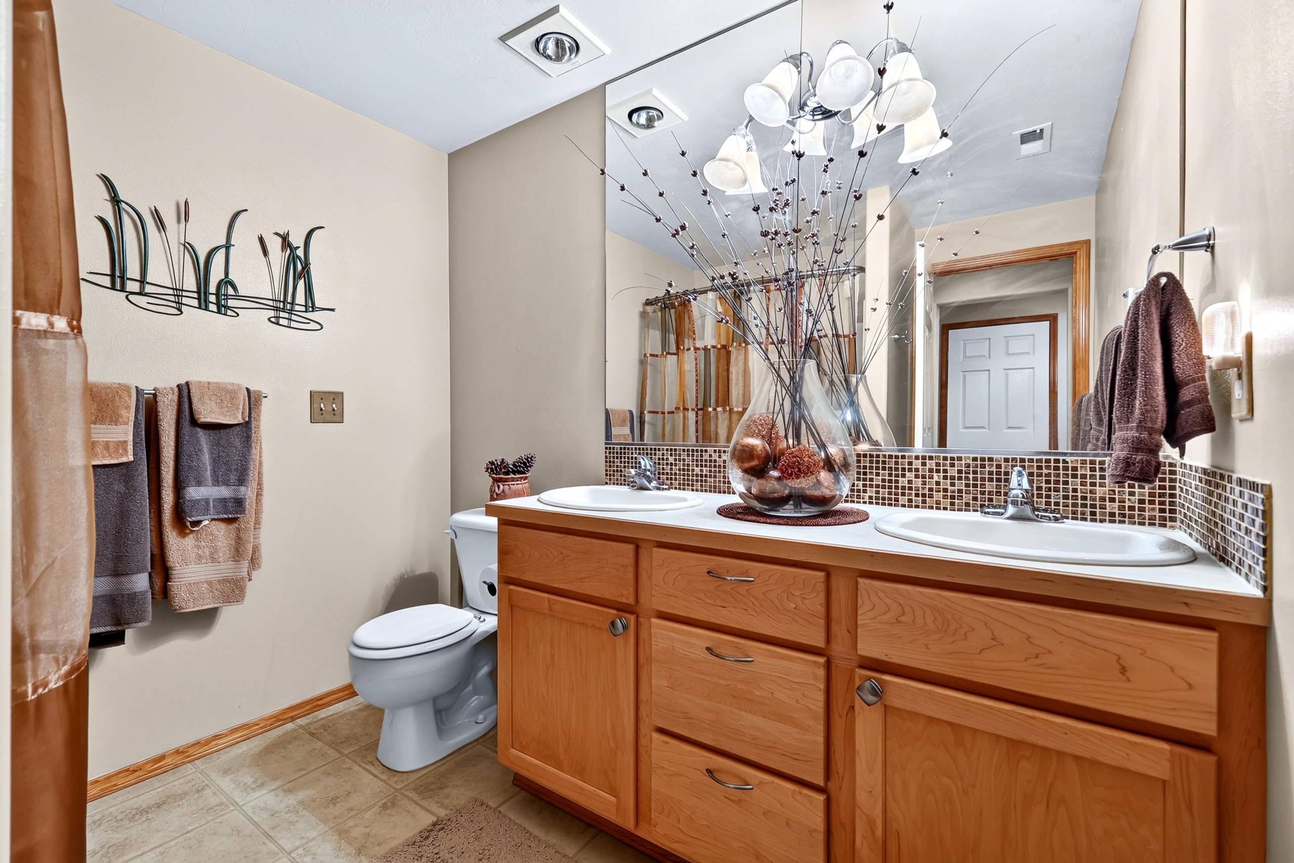 813 E Golden Rd - Photo 36