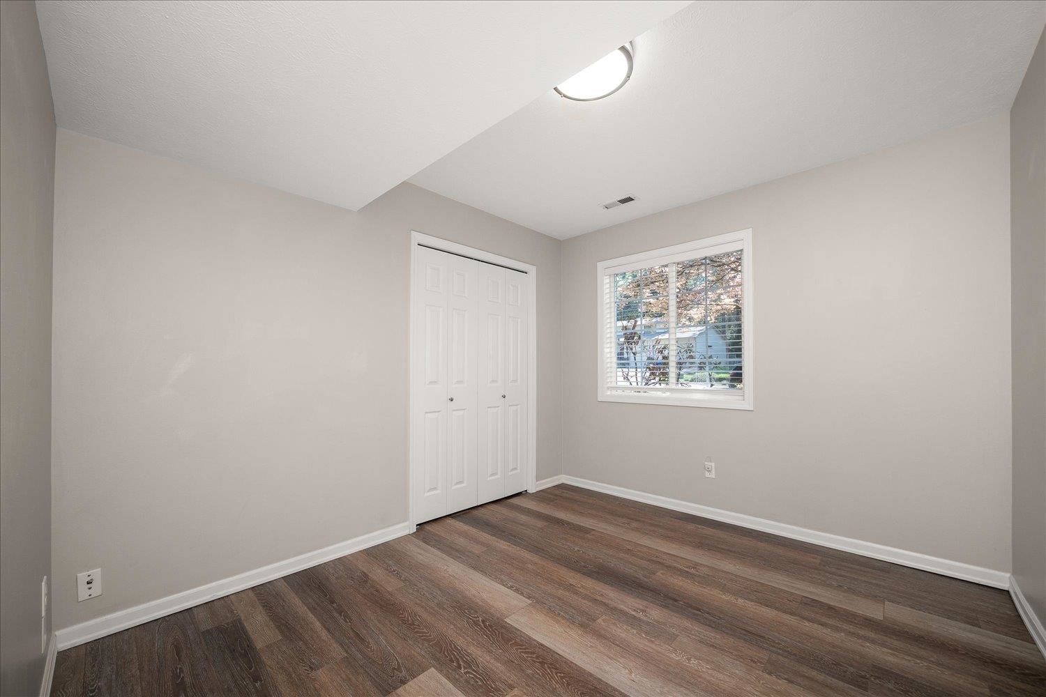 1216 W Candlewood Ct - Photo 24
