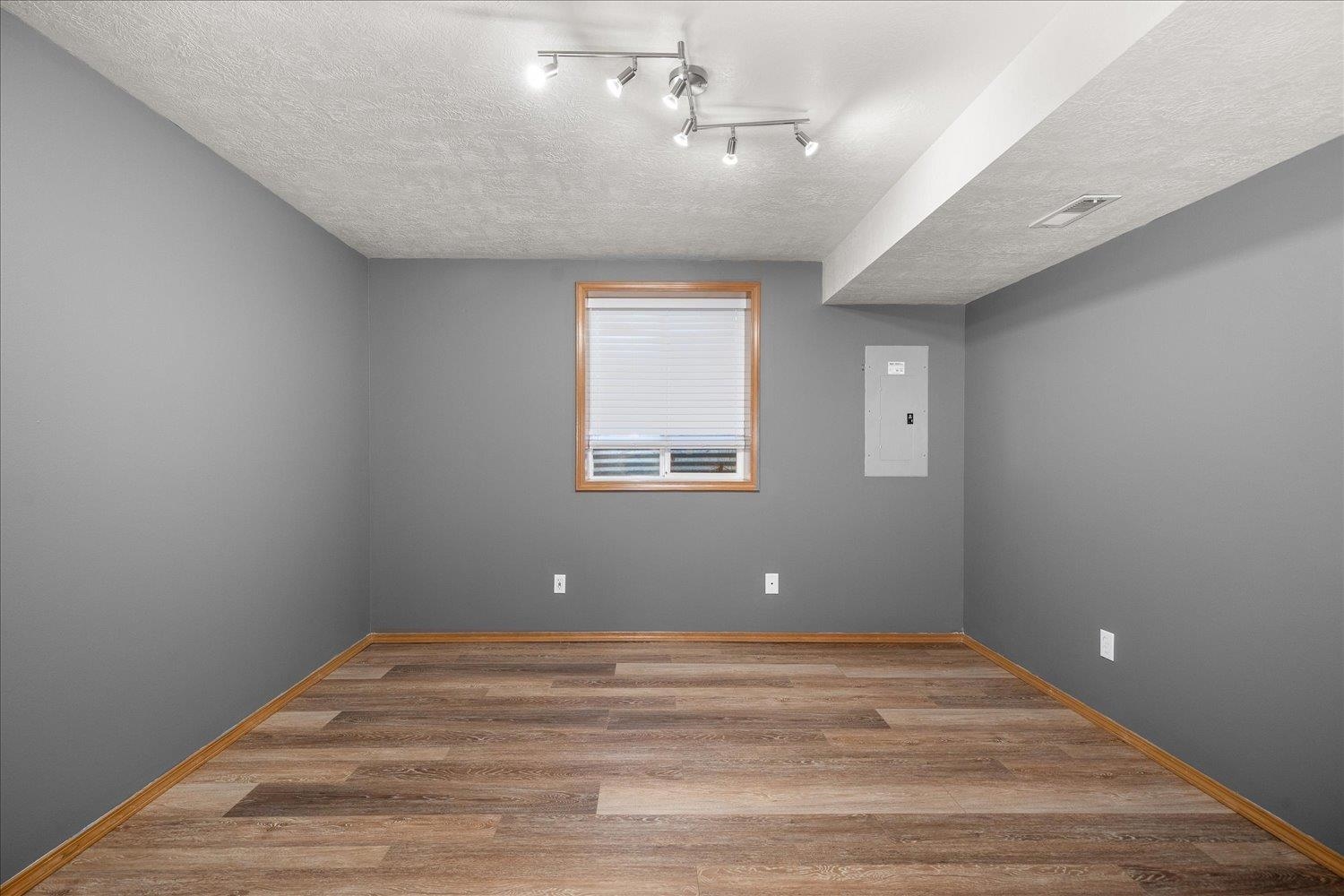 1216 W Candlewood Ct - Photo 28