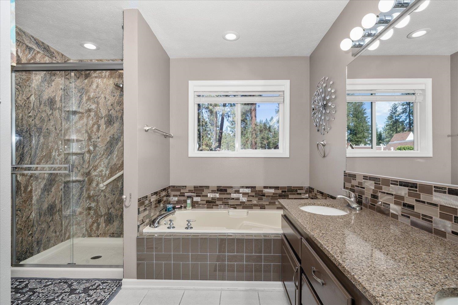 1216 W Candlewood Ct - Photo 18