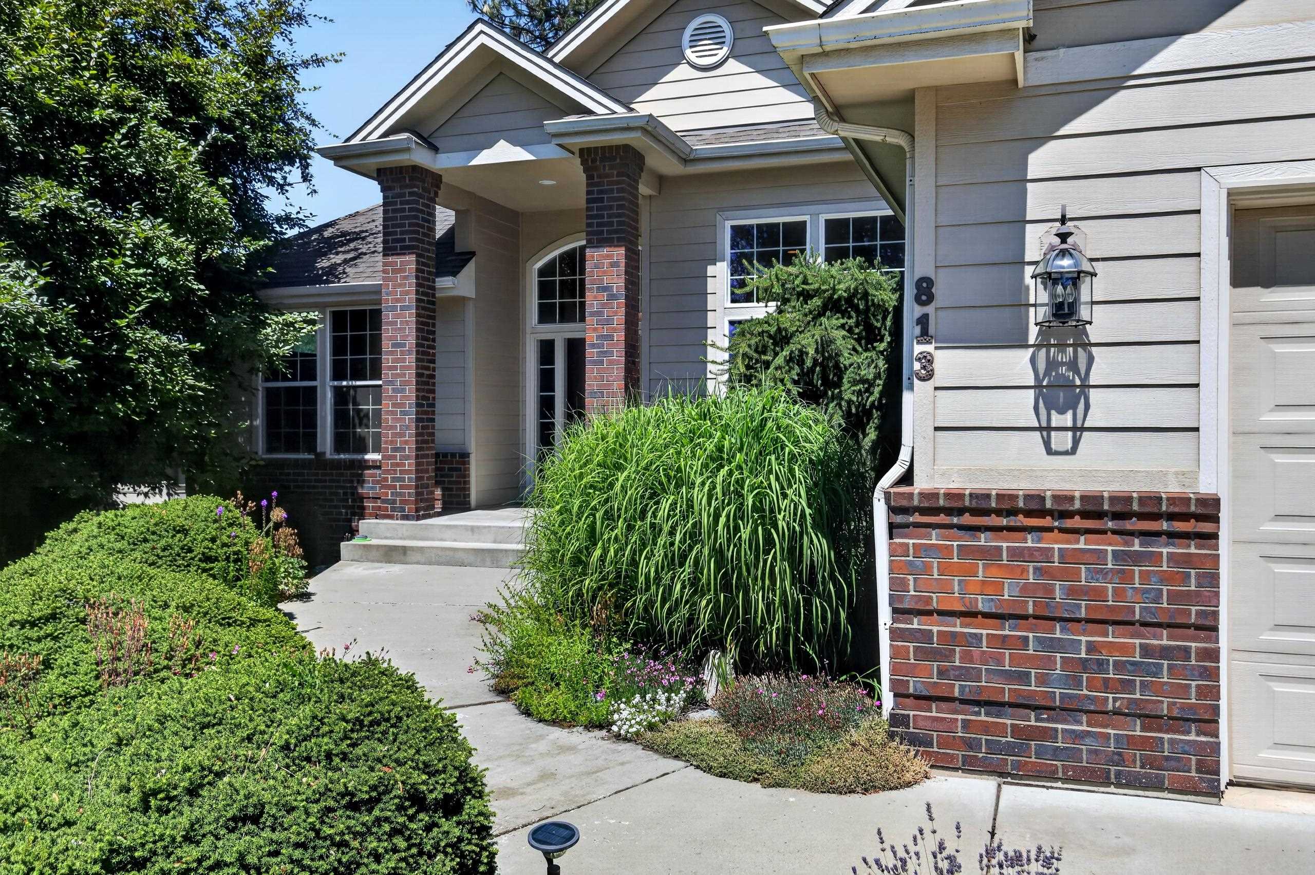 813 E Golden Rd - Photo 2
