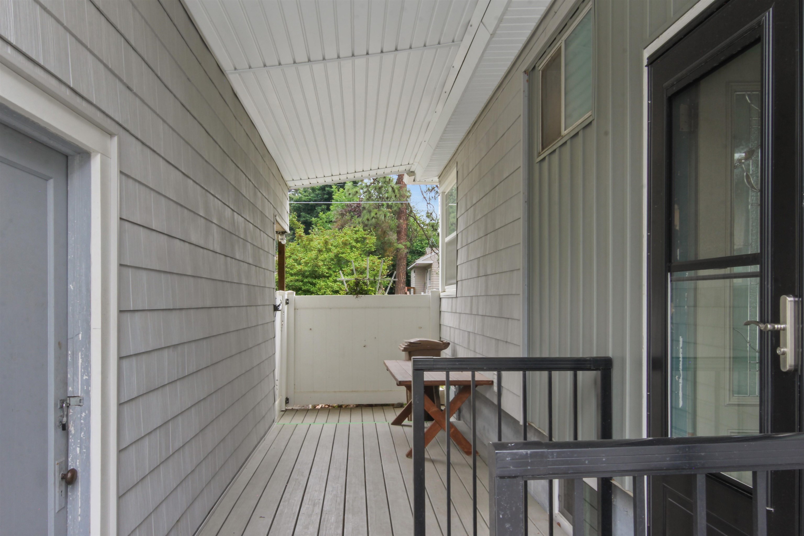 102 W 25TH Ave - Photo 17