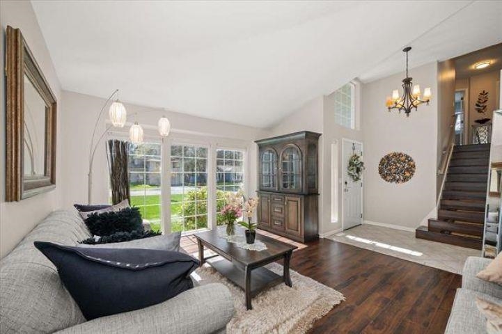 1216 W Candlewood Ct - Photo 3
