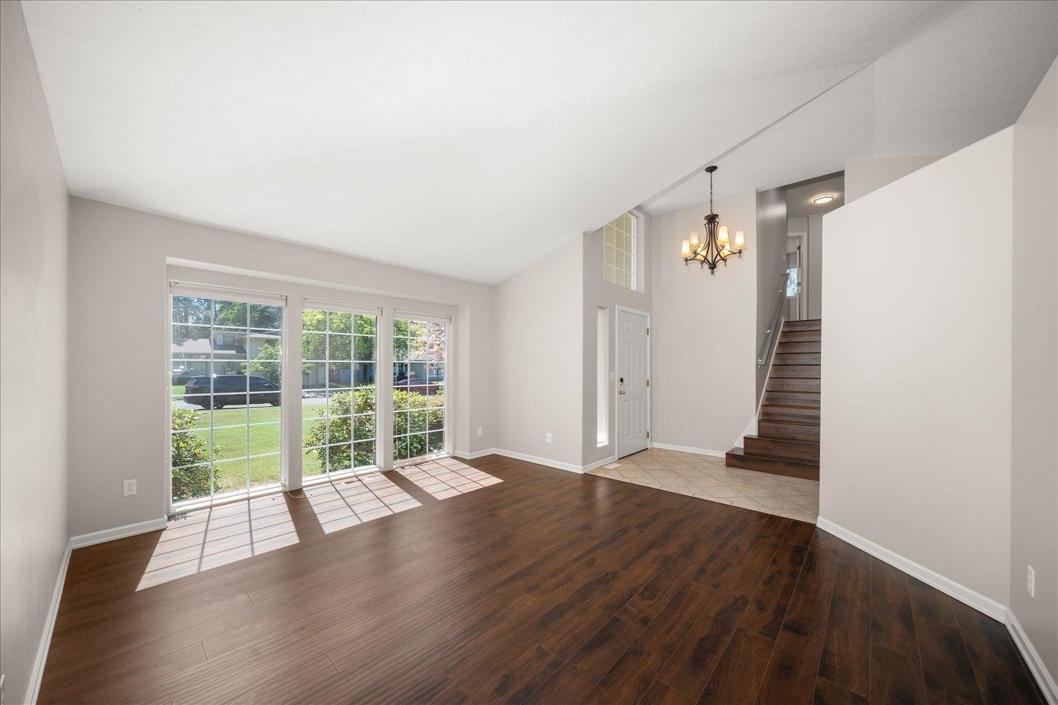 1216 W Candlewood Ct - Photo 4