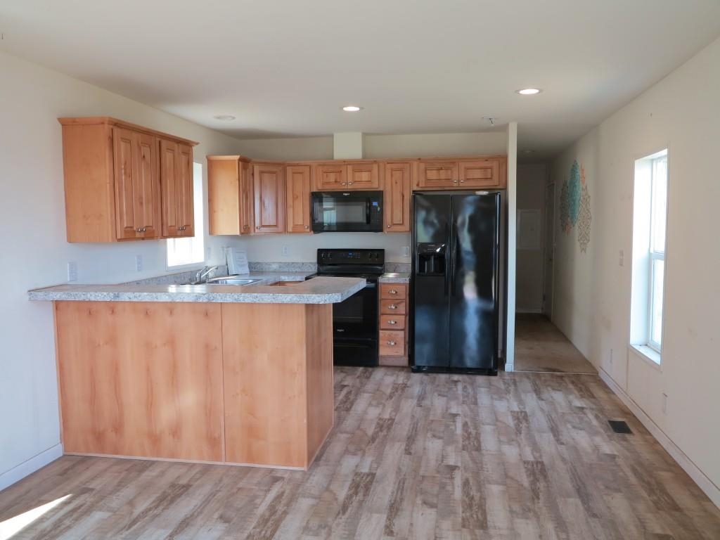 411 E Moreland Rd - Photo 2