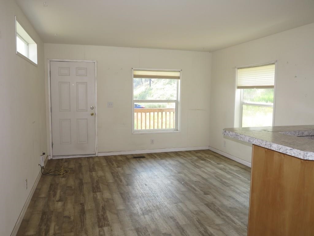 411 E Moreland Rd - Photo 4