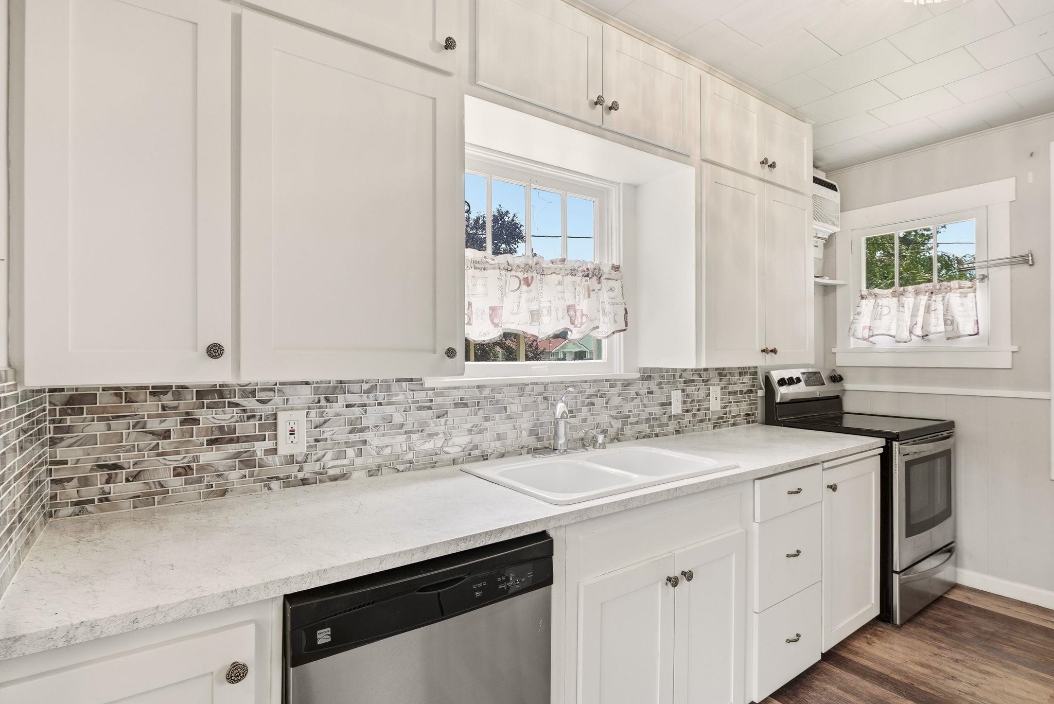 3324 W Gordon Ave - Photo 12