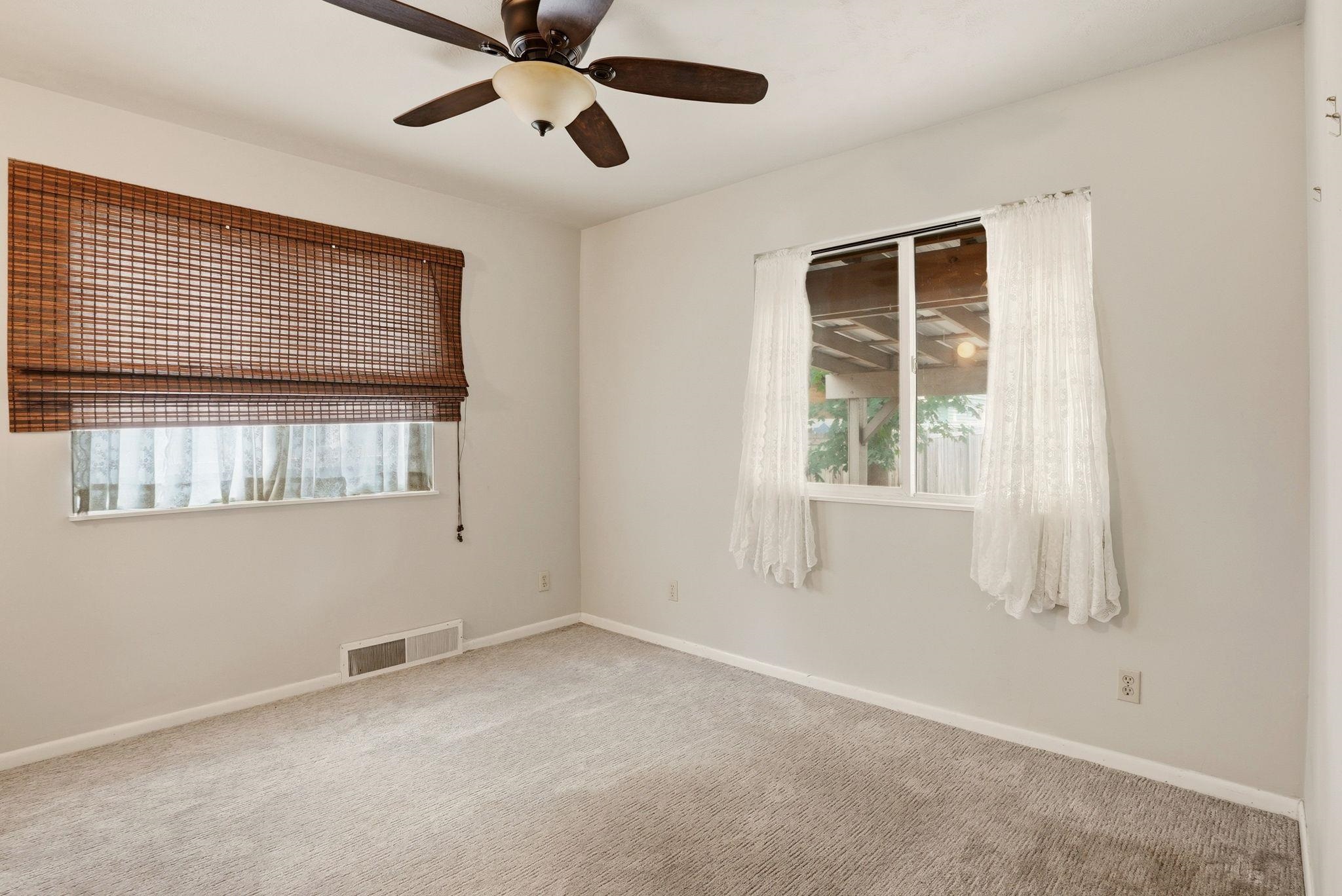 3324 W Gordon Ave - Photo 14
