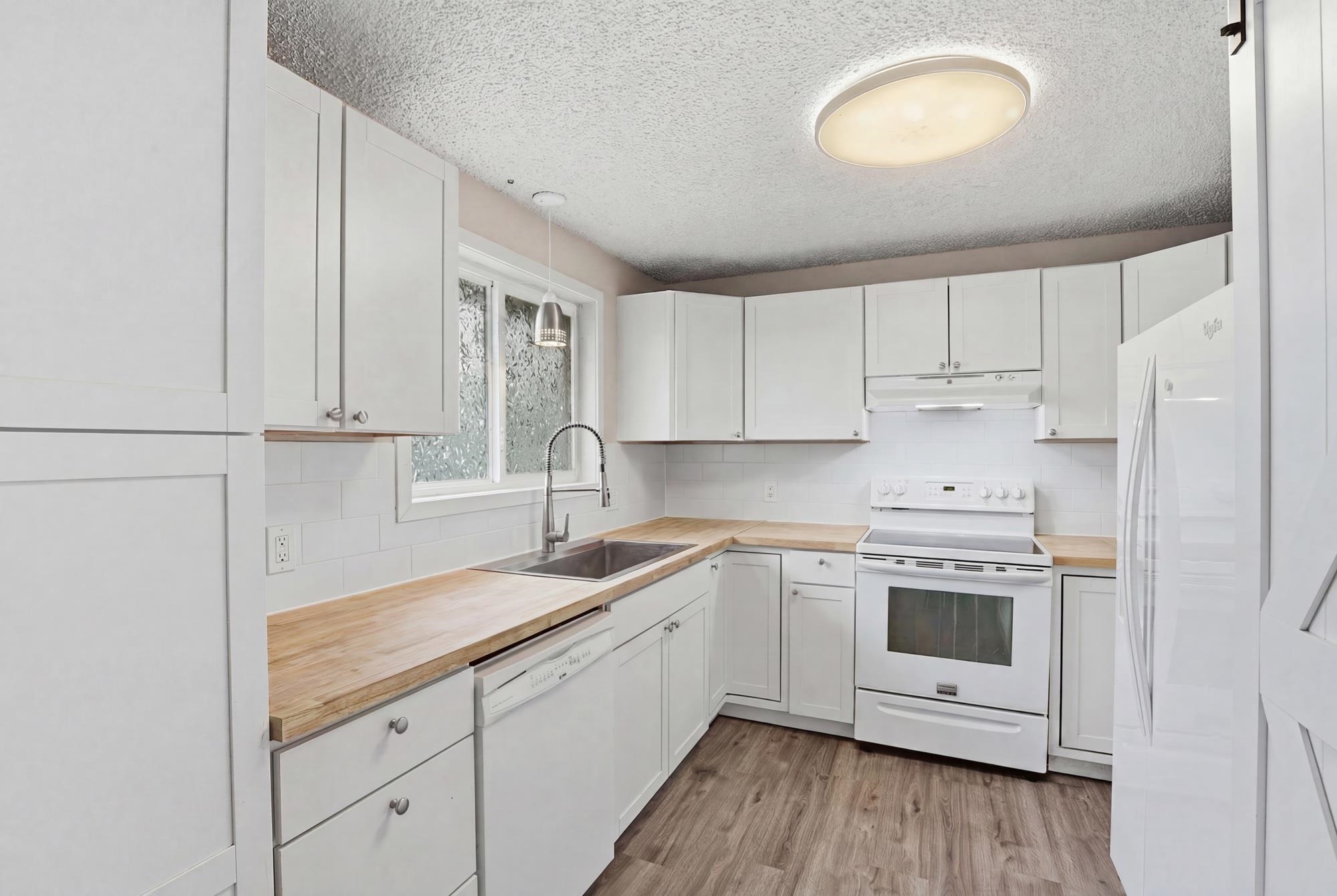600 E Herb St - Photo 3