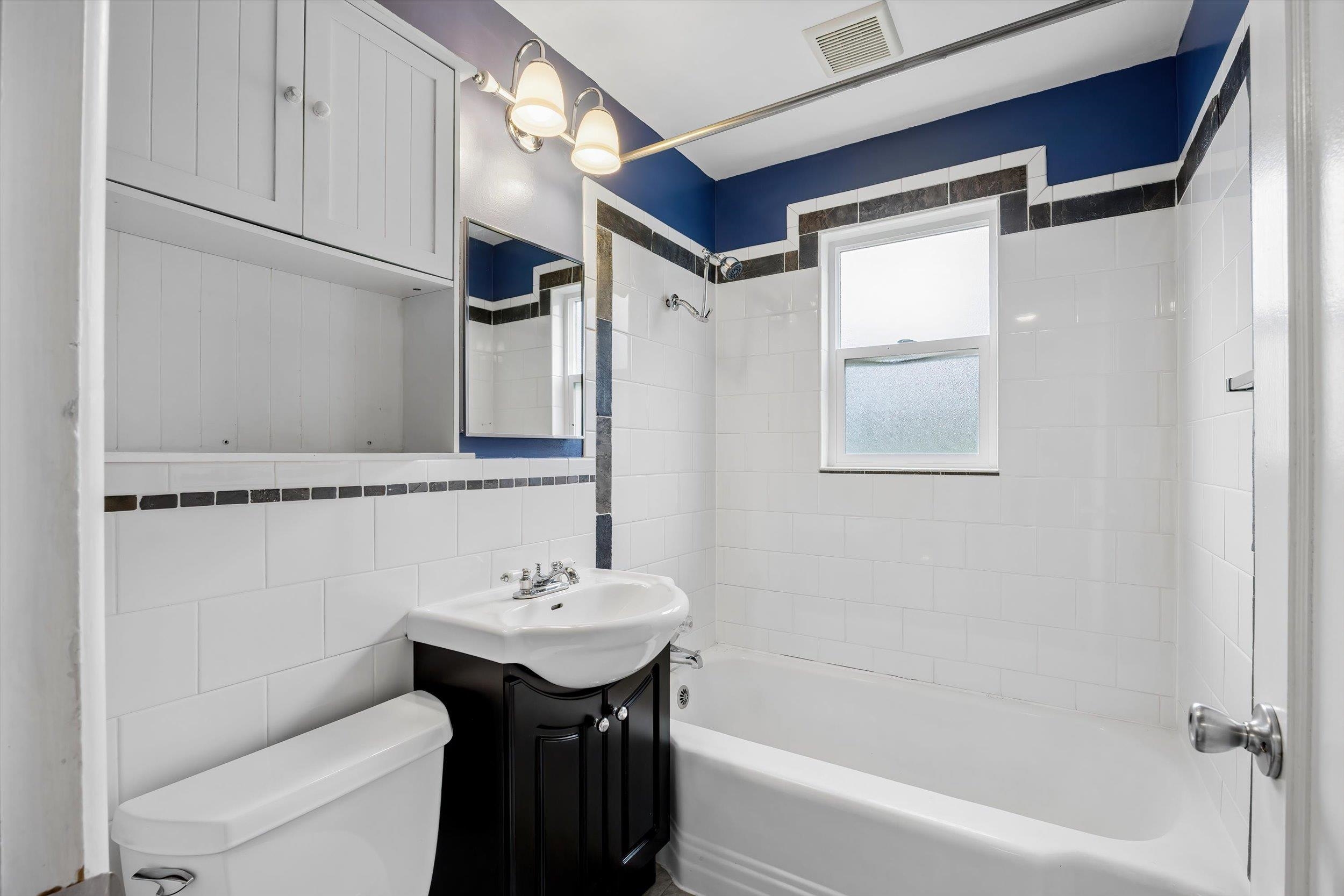 5828 N Milton St - Photo 16