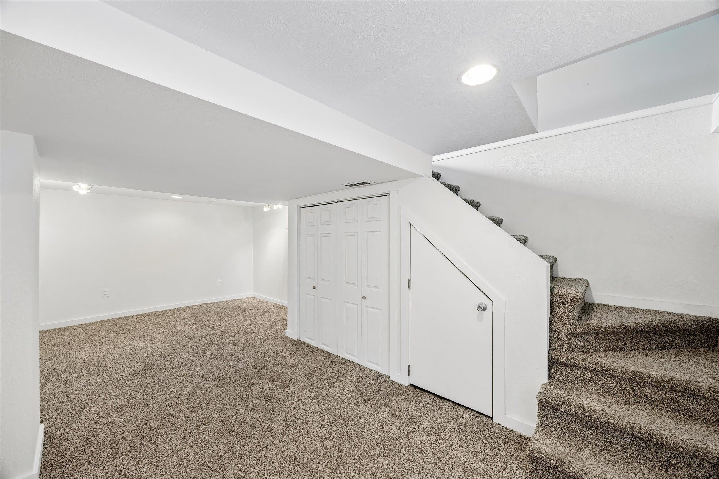 5828 N Milton St - Photo 20