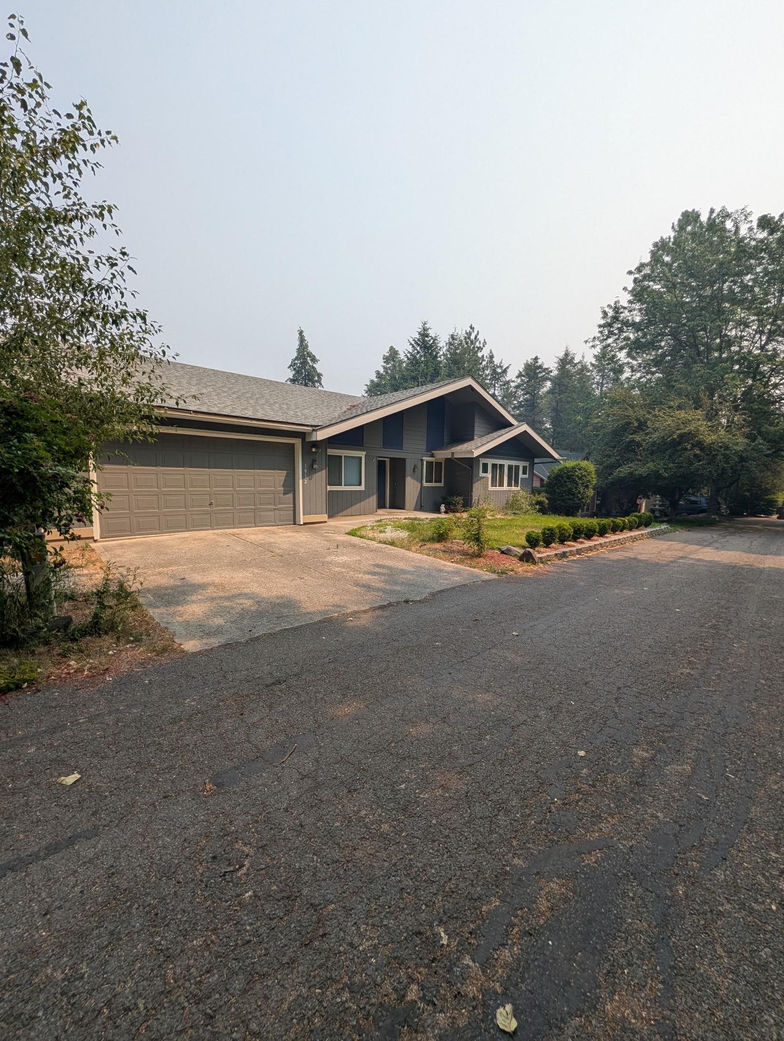 1012 W Winder Ln - Photo 1