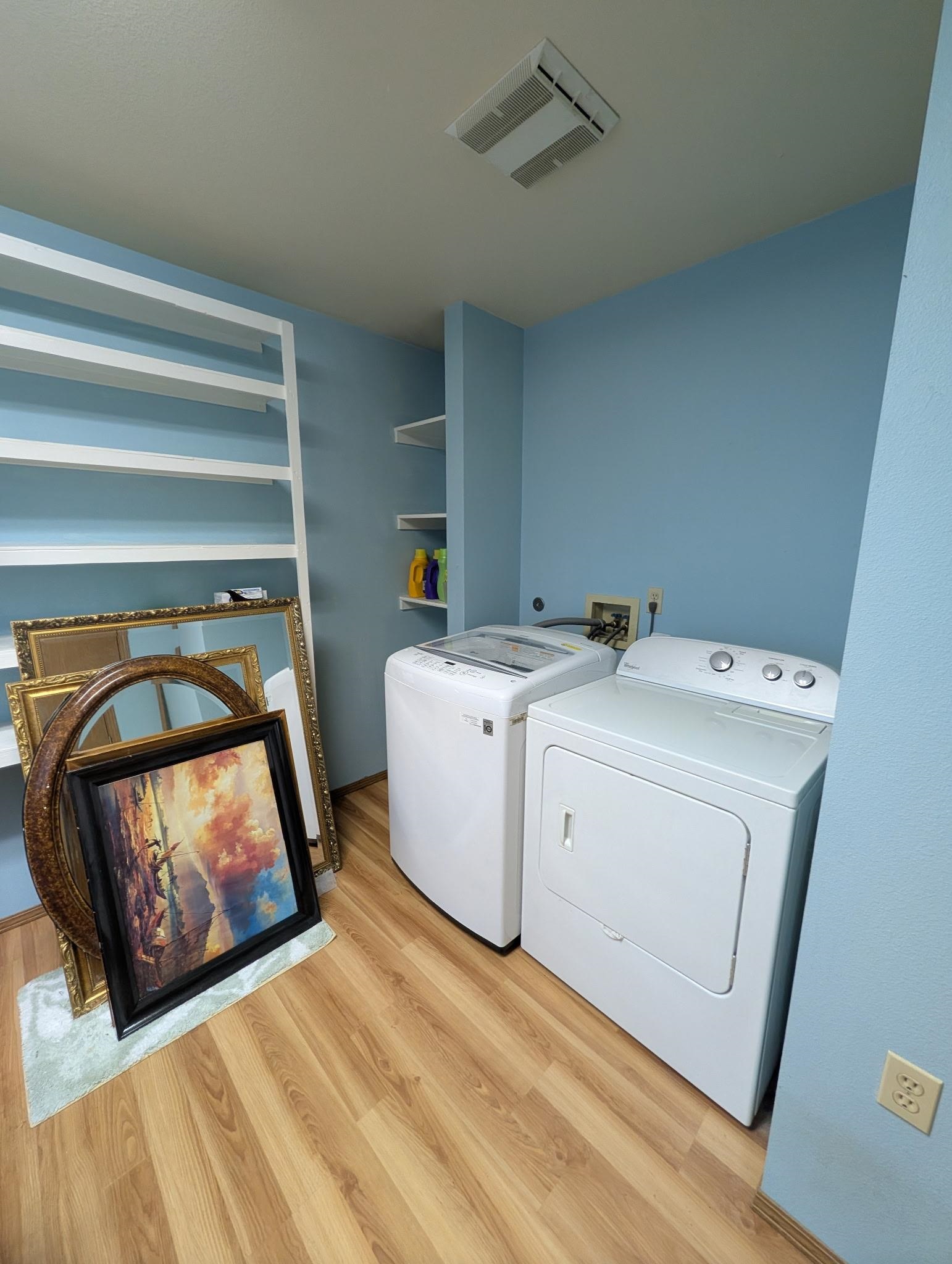 1012 W Winder Ln - Photo 3