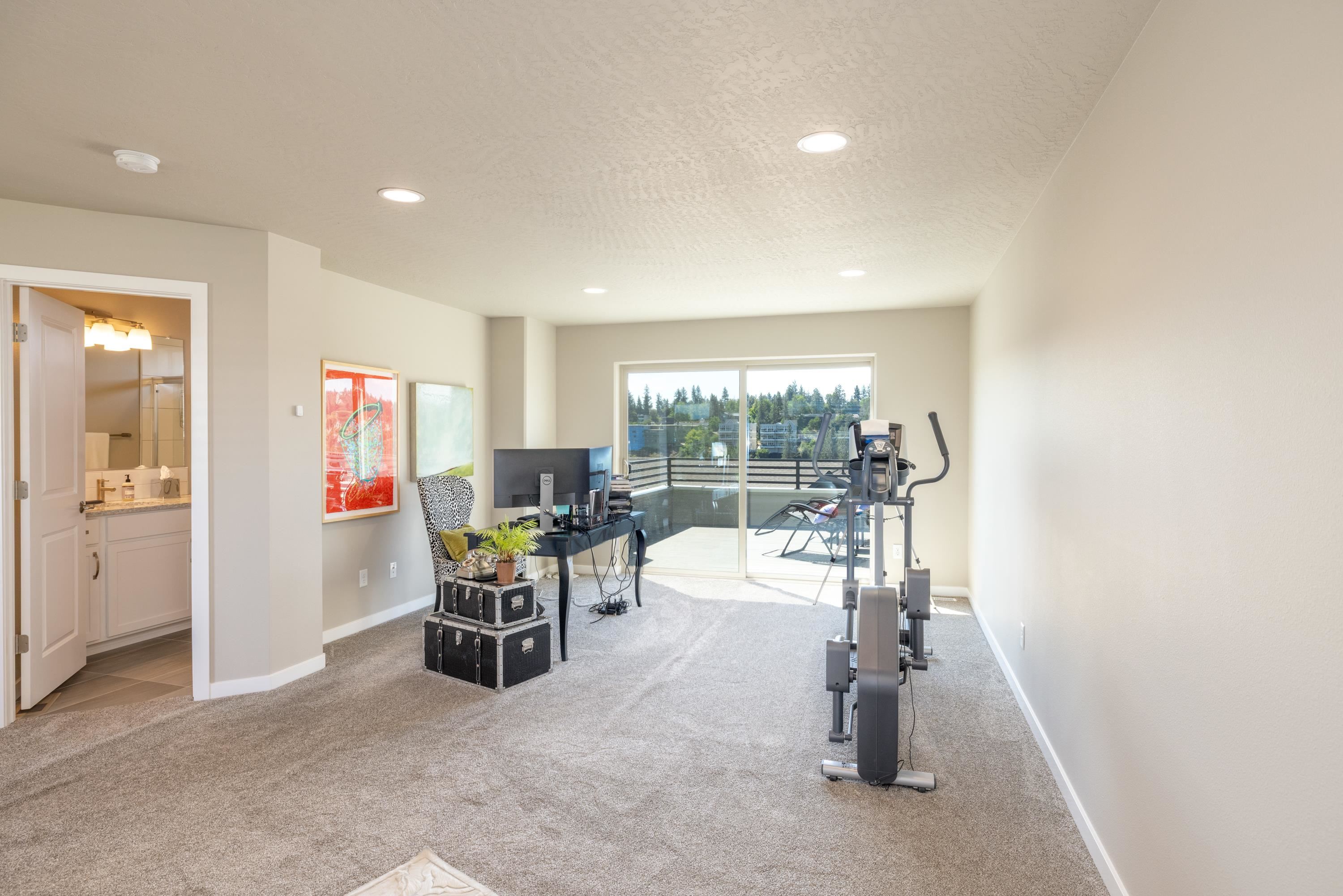 2377 W Summit Pkwy - Photo 21